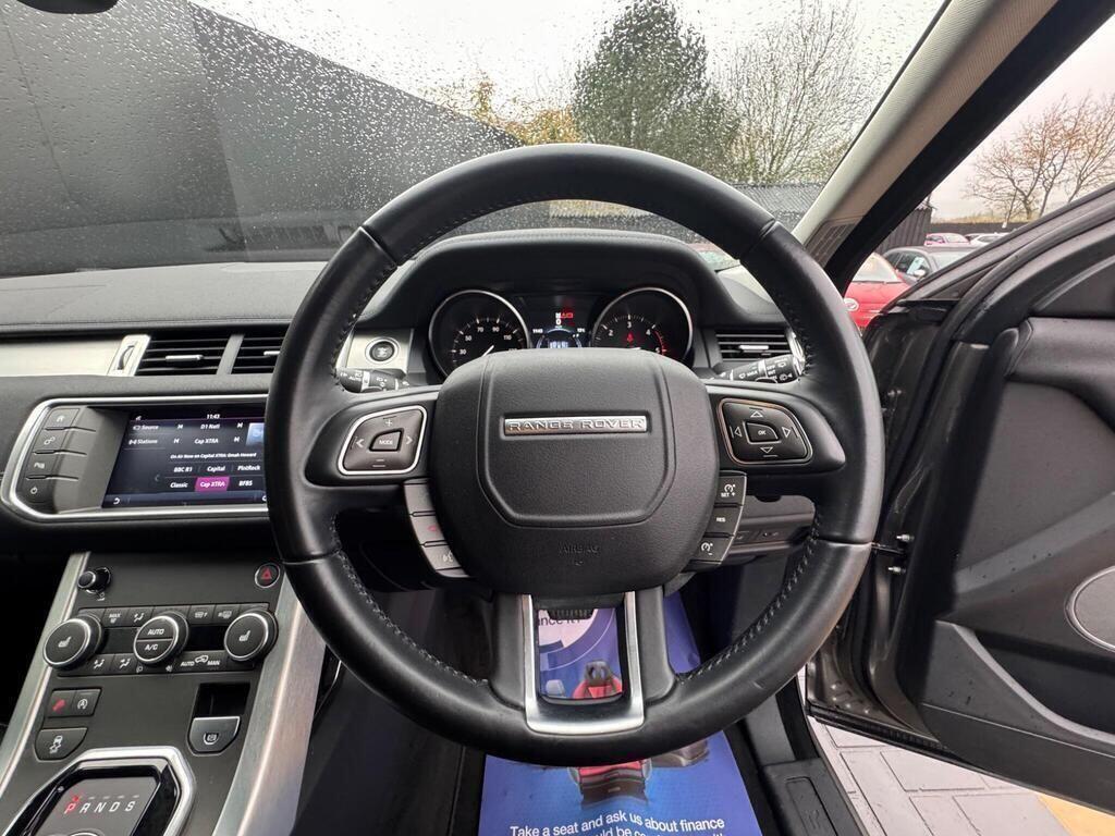 Land Rover Range Rover Evoque view 22