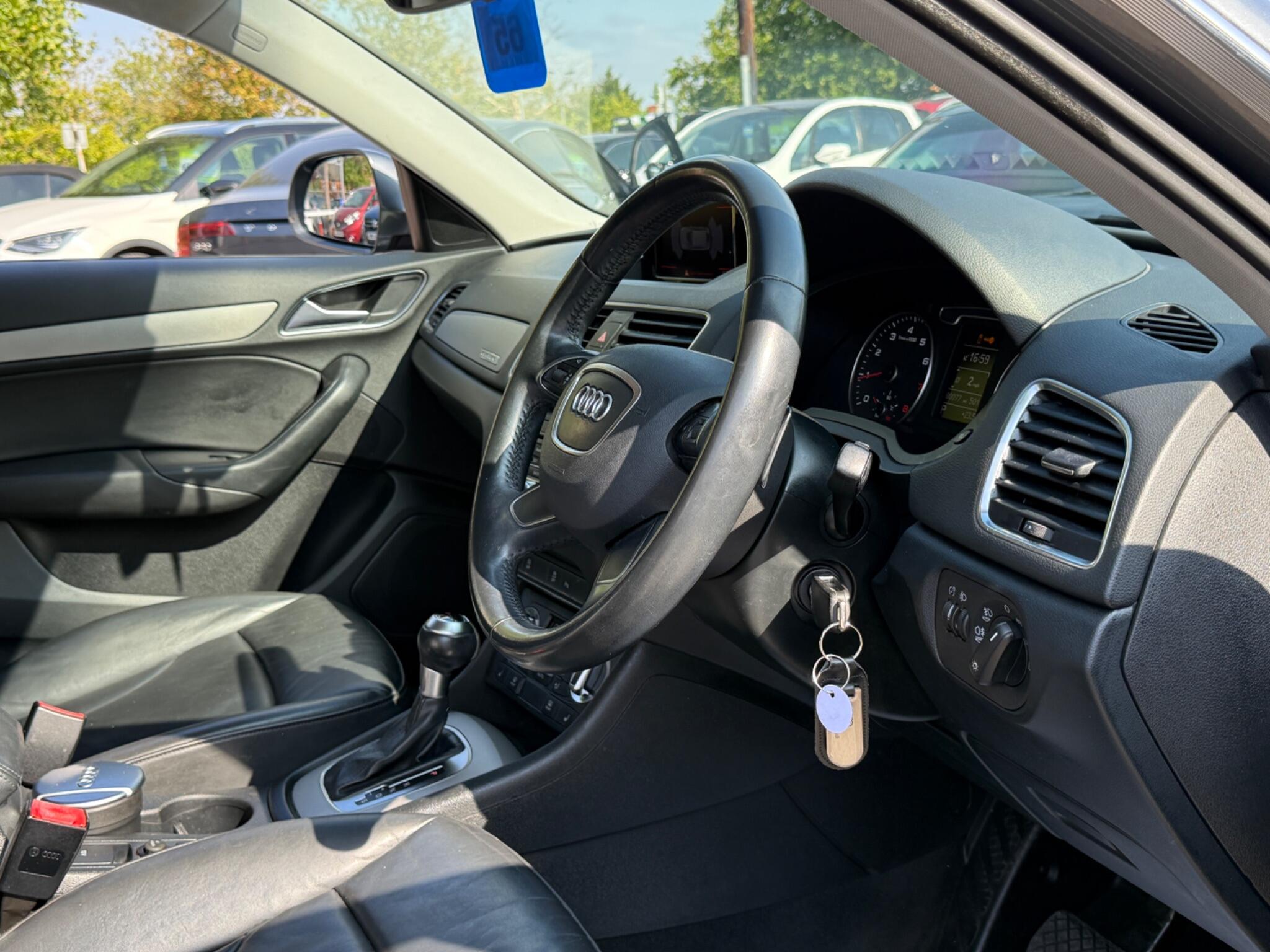 Audi Q3 - Image 38
