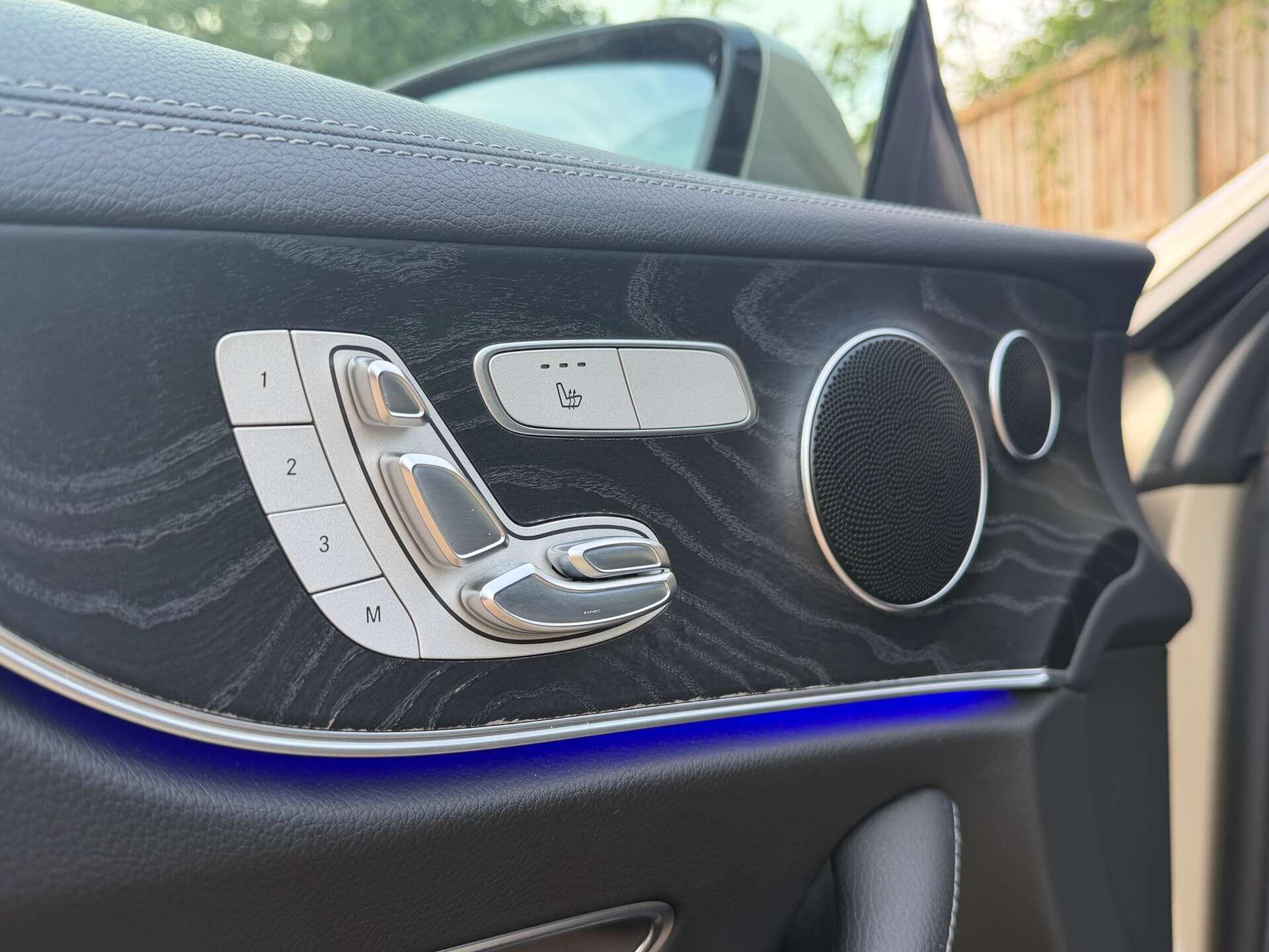 Mercedes-Benz E-Class view 11