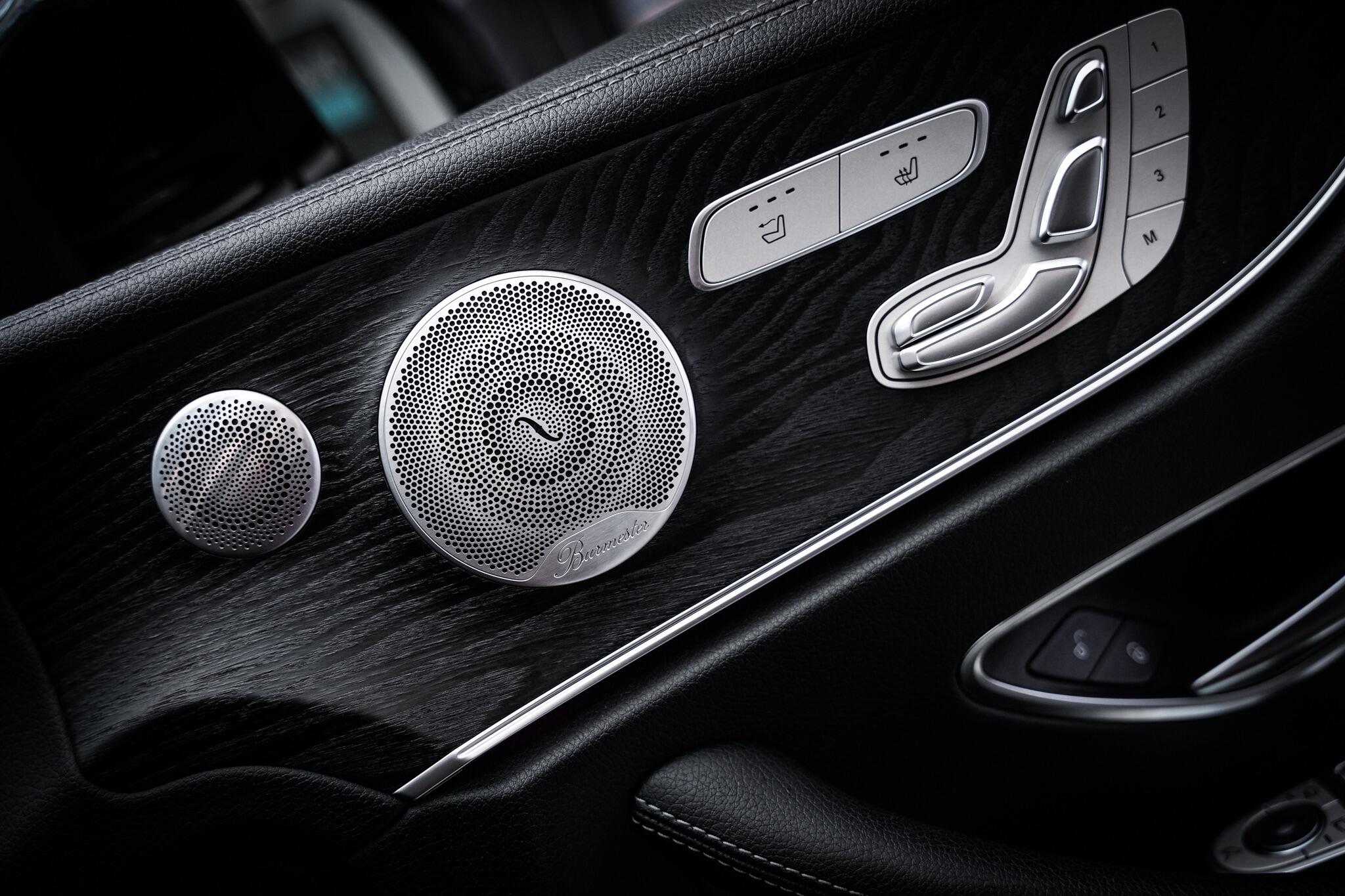 Mercedes-Benz E-Class view 53