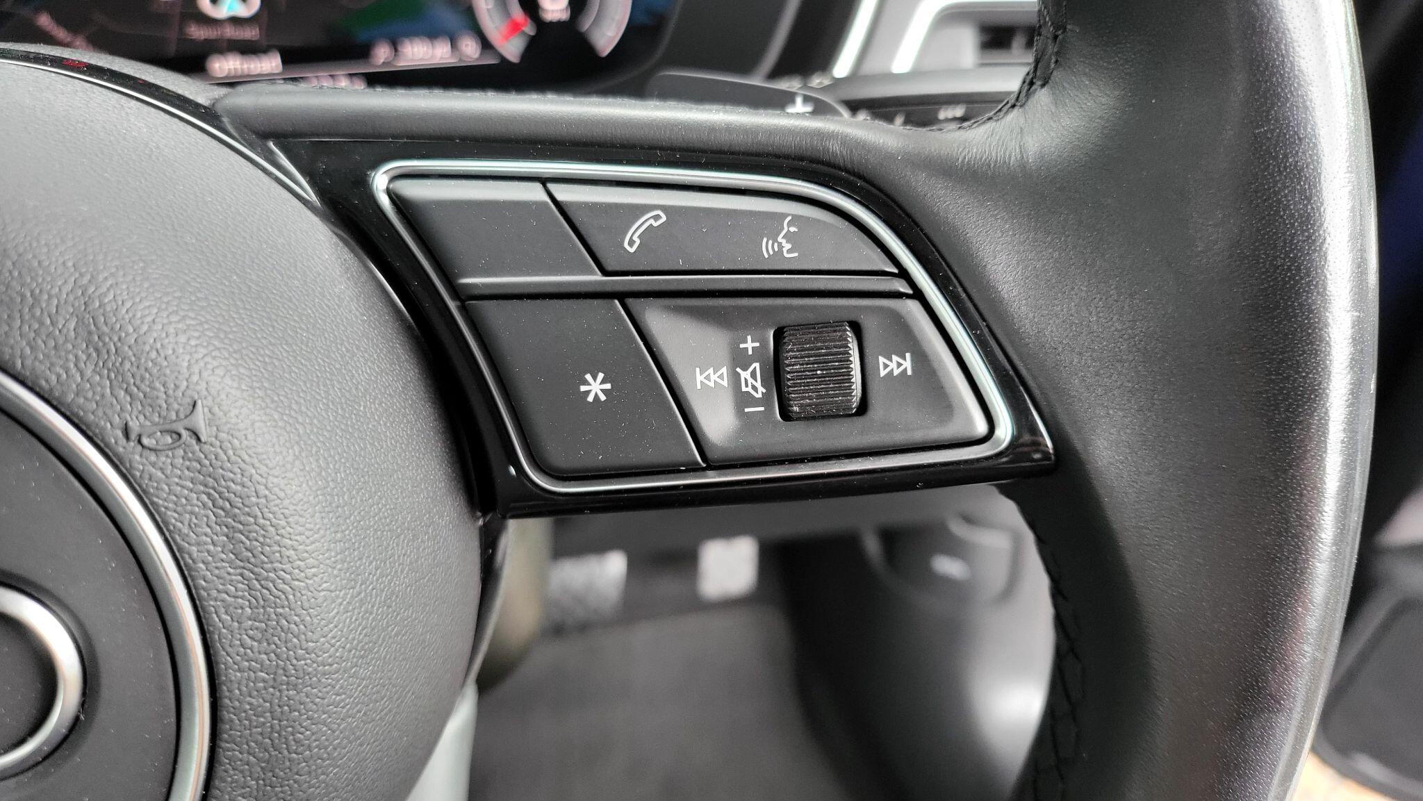 Audi A4 view 21
