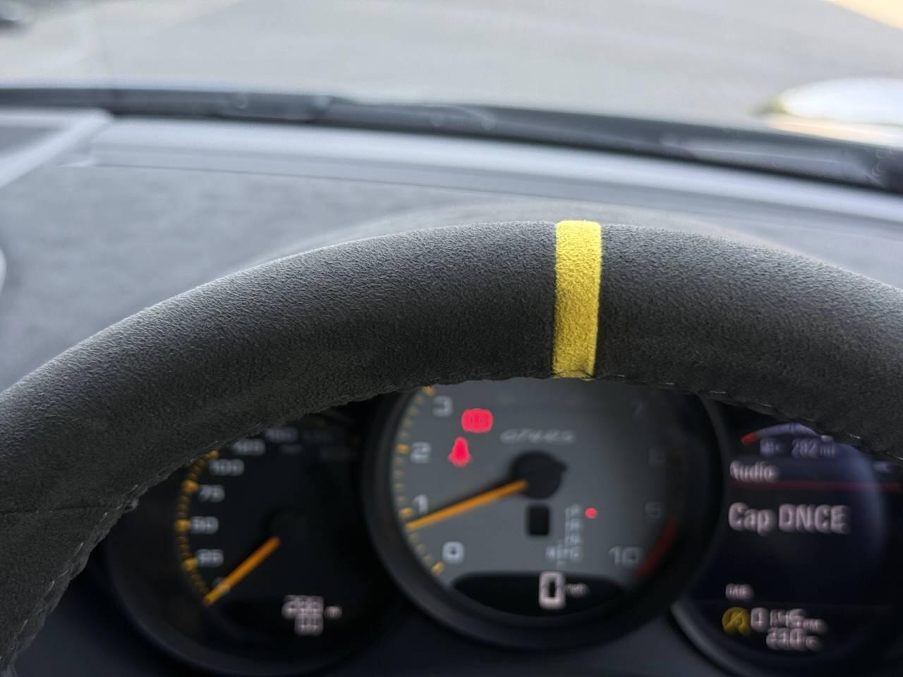 Porsche Cayman view 28
