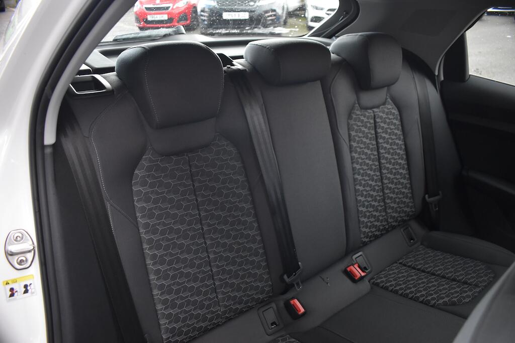 Audi A1 view 32