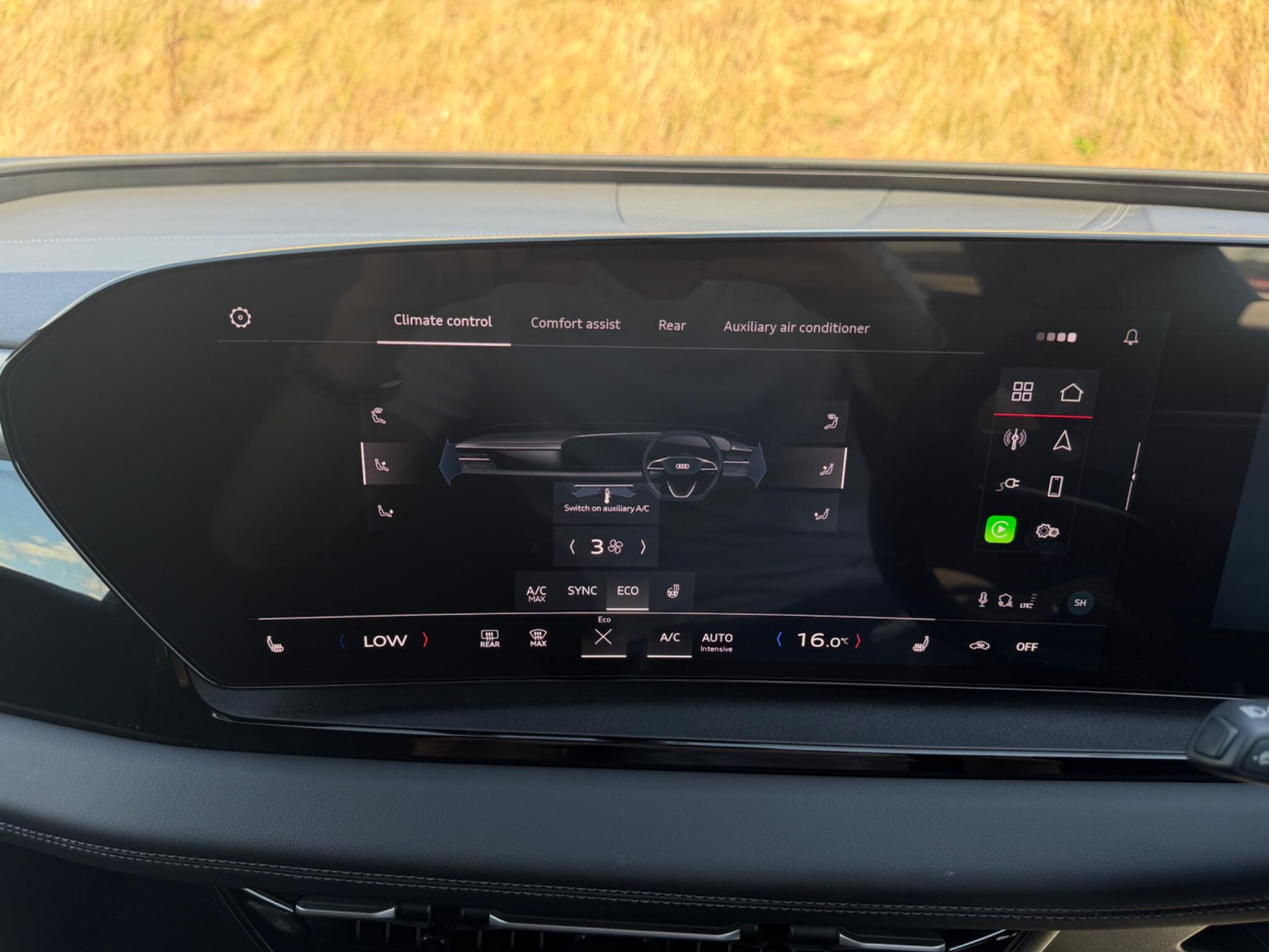 Audi E-Tron view 32