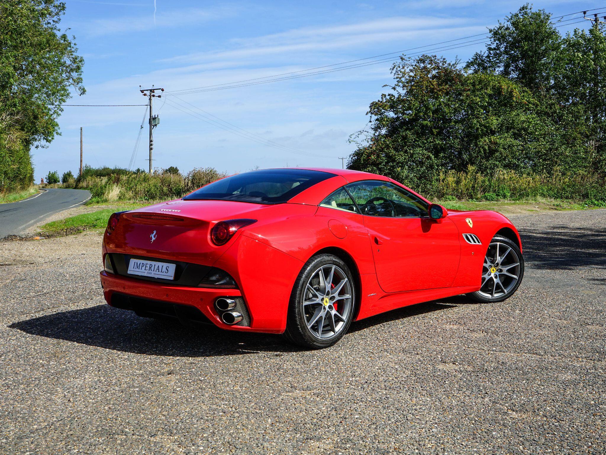Ferrari California view 32