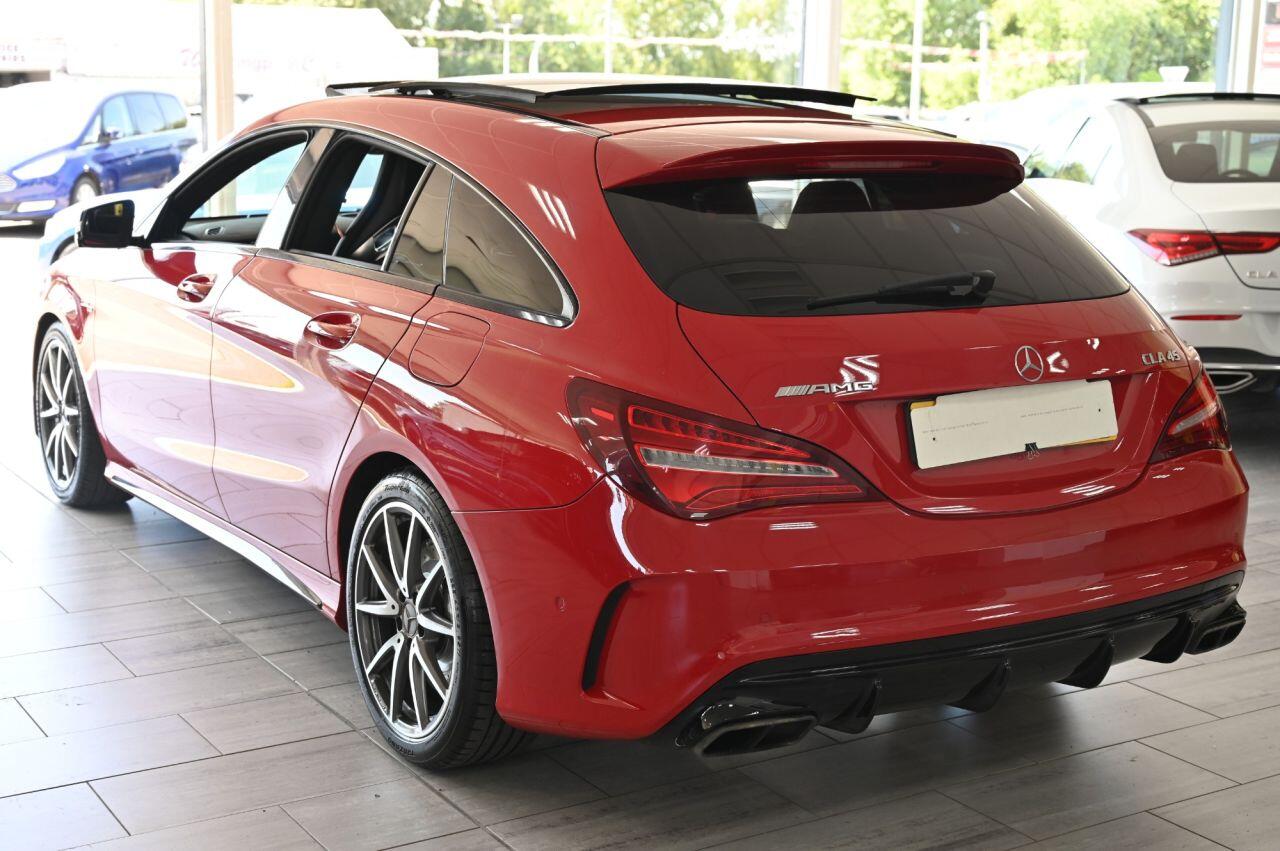 Mercedes-Benz Cla view 10