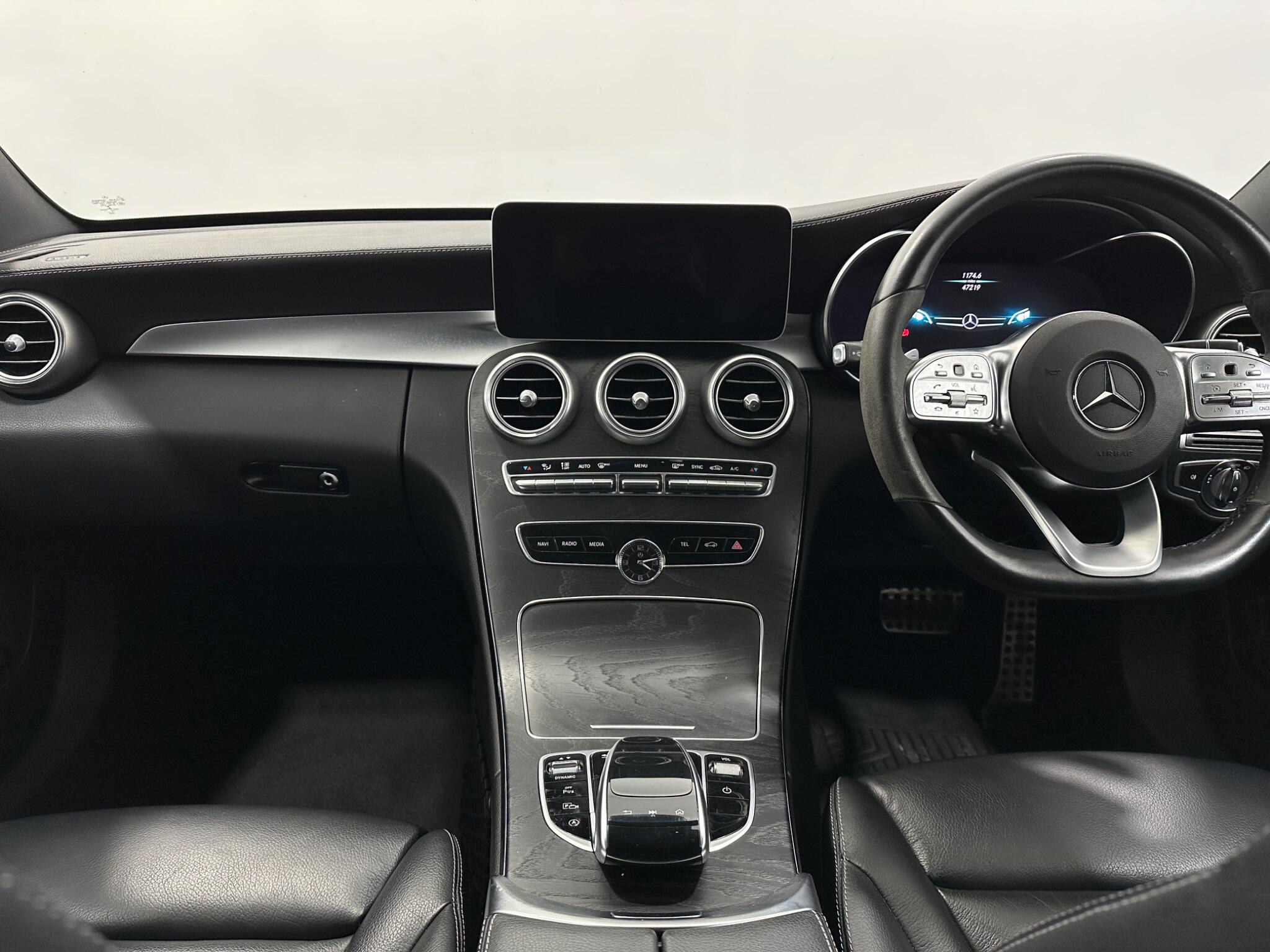 Mercedes-Benz C-Class view 21