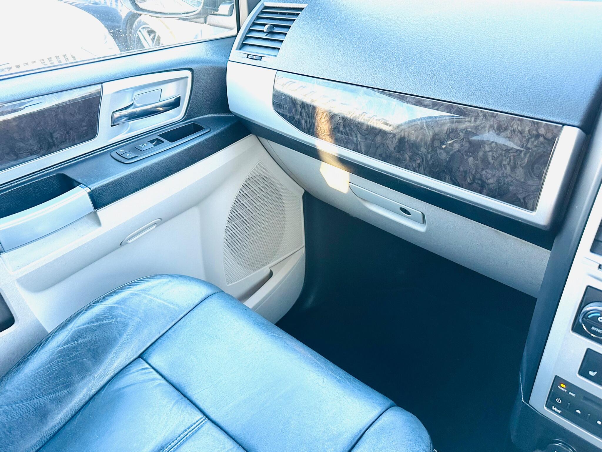 Chrysler Grand Voyager view 47