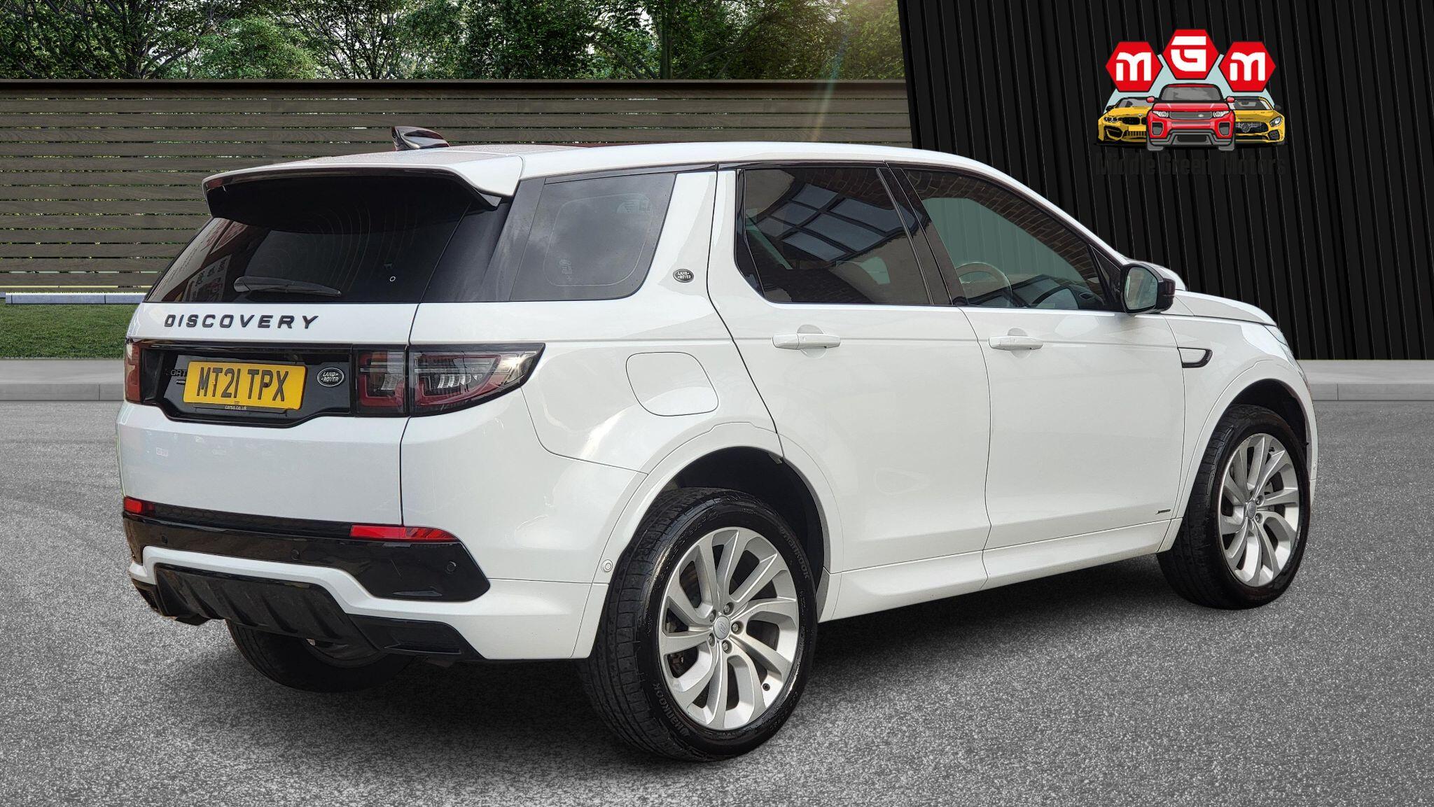 Land Rover Discovery Sport view 9