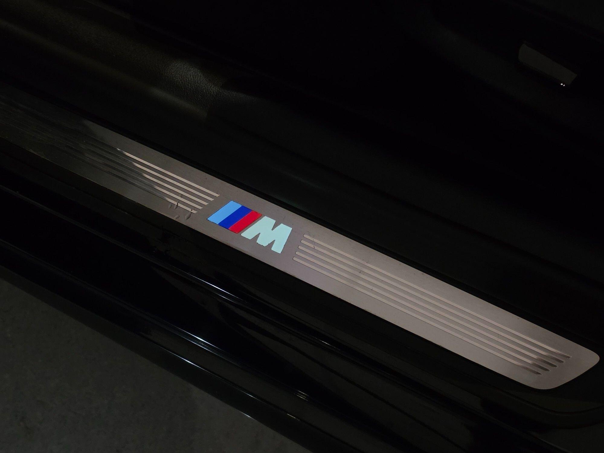BMW 5 Series view 84