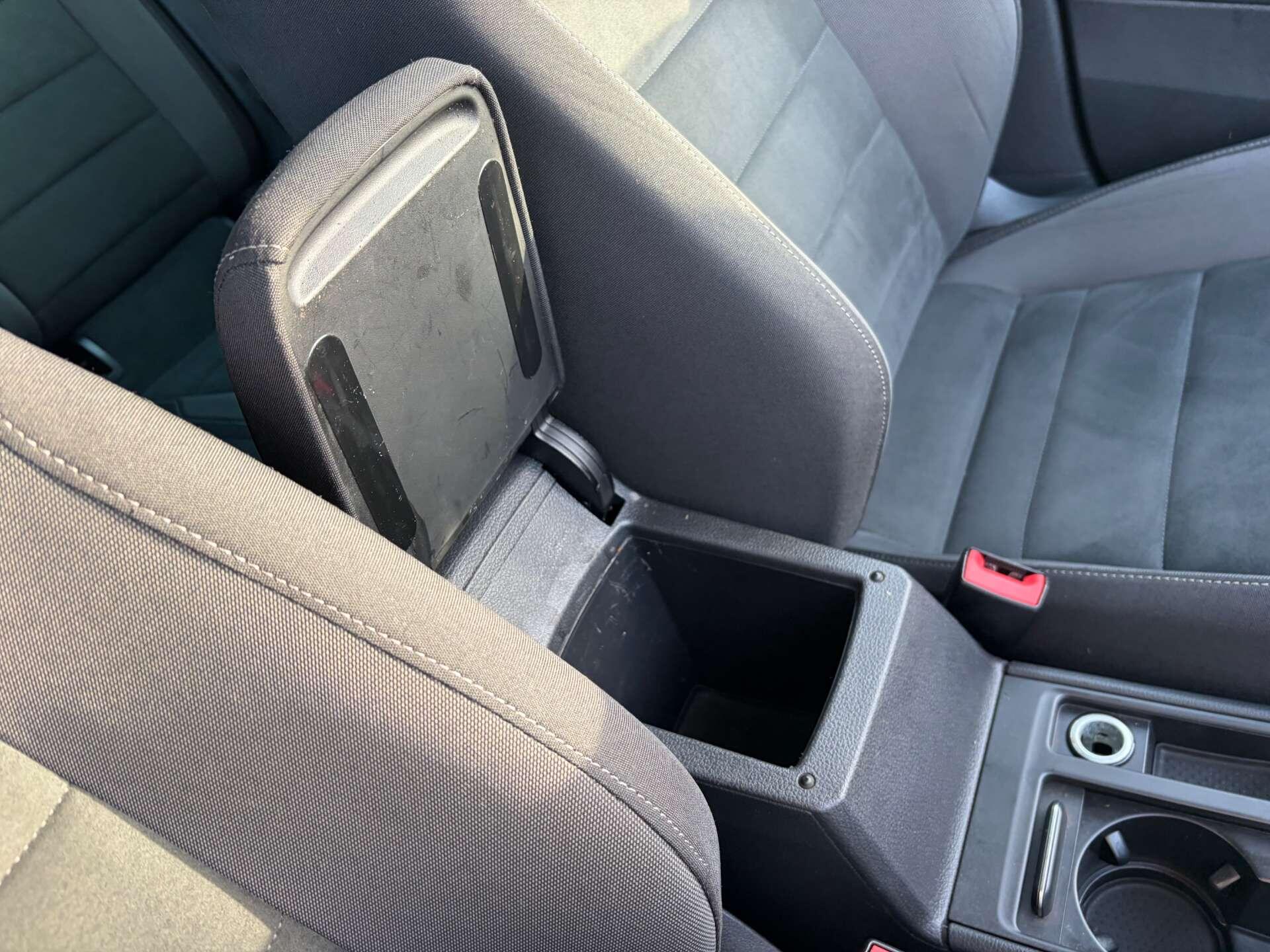 Volkswagen Golf view 46