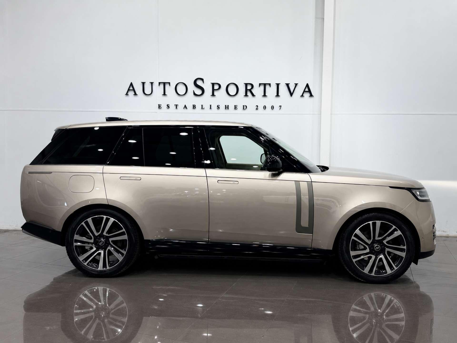 Land Rover Range Rover view 3
