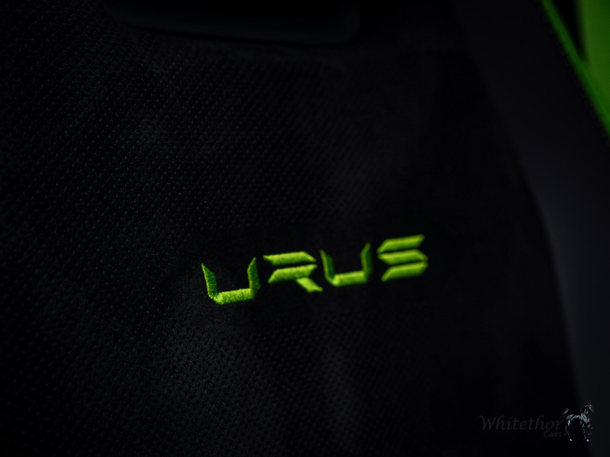 Lamborghini Urus view 28