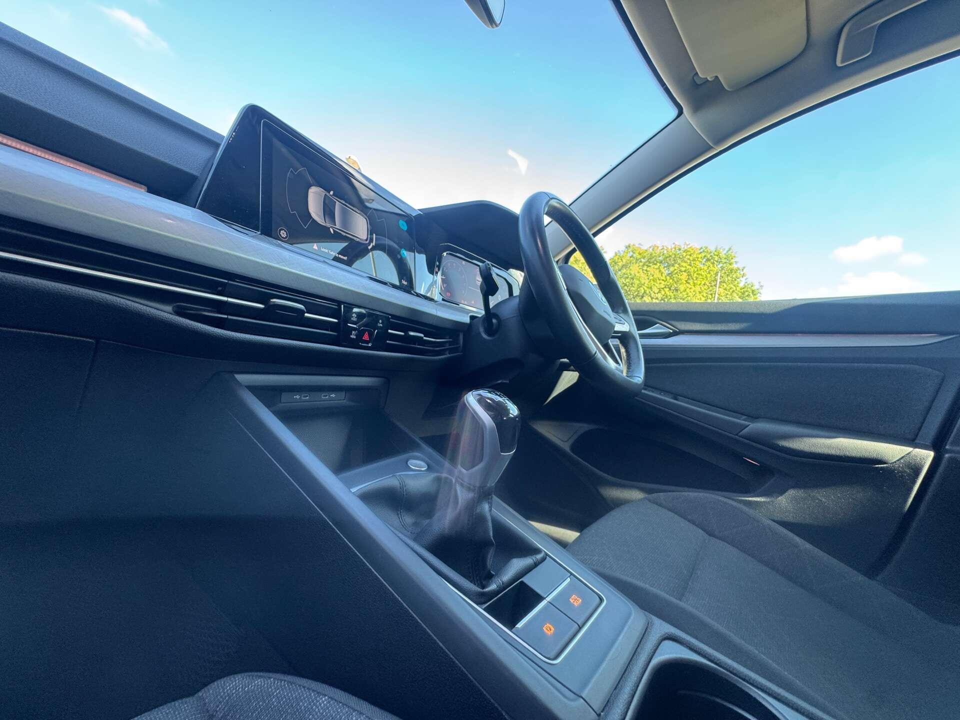 Volkswagen Golf view 27