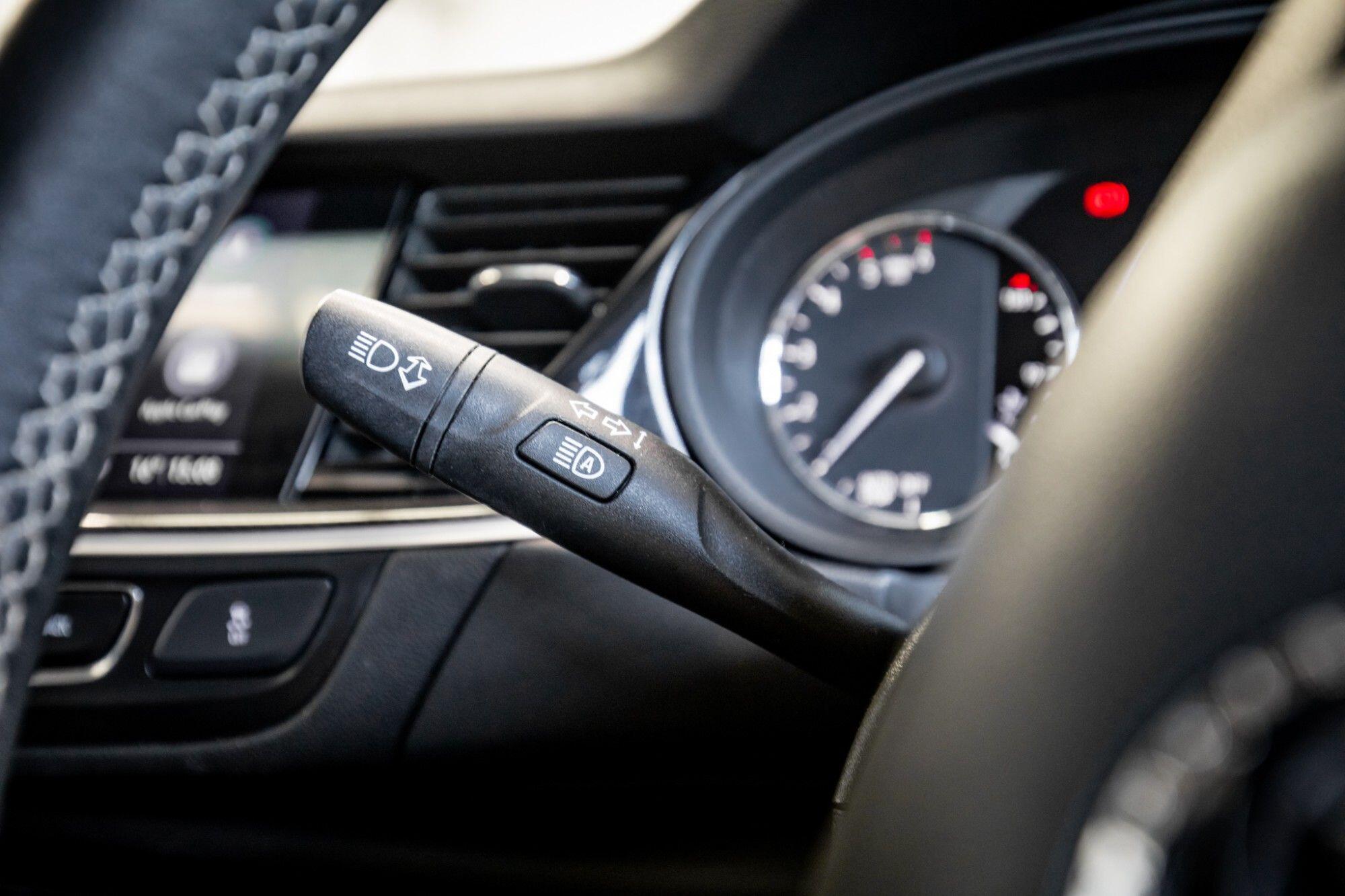Vauxhall Insignia view 22