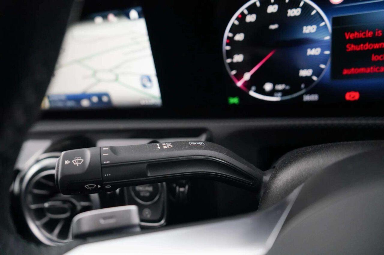 Mercedes-Benz Cla view 22