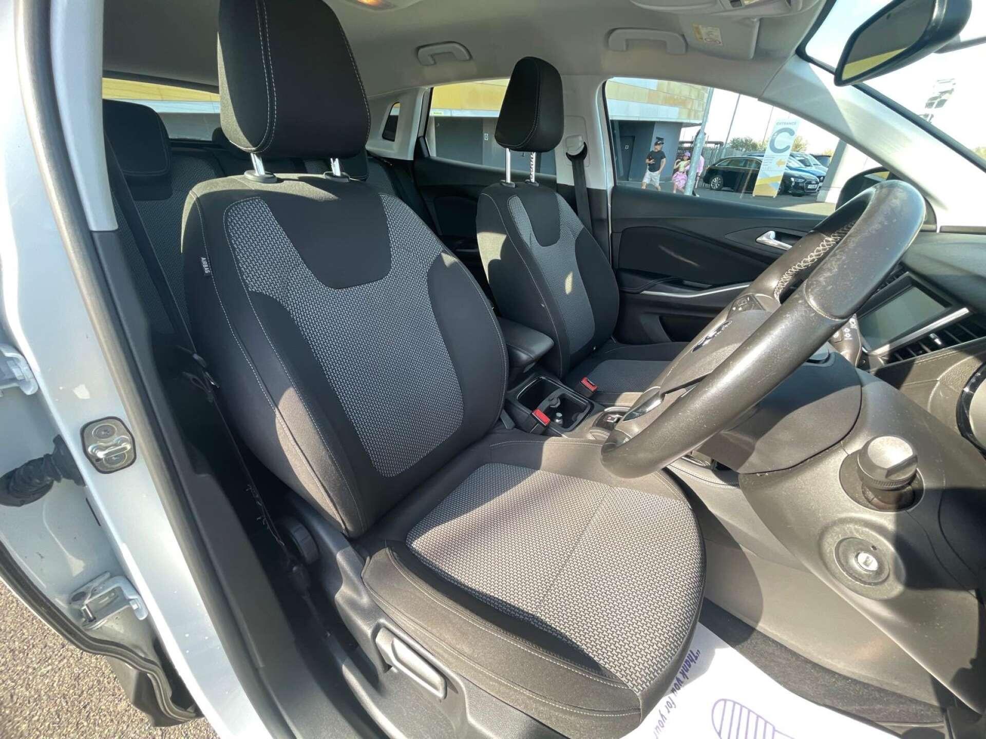 Vauxhall Grandland X view 33