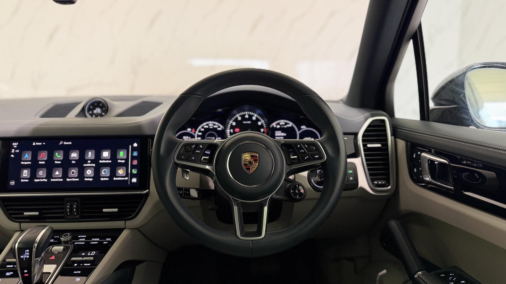 Porsche Cayenne view 17