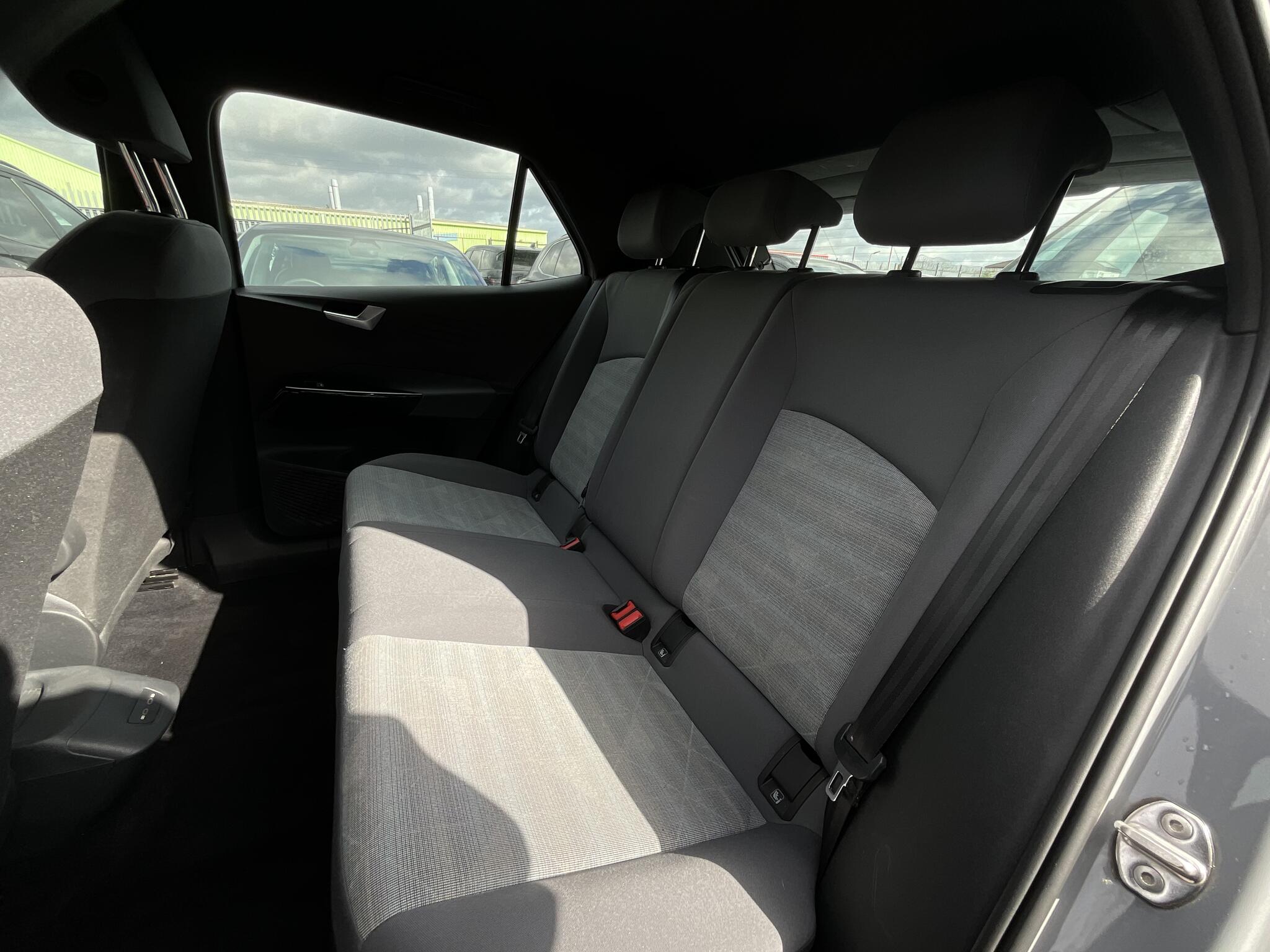 Volkswagen ID.3 view 14