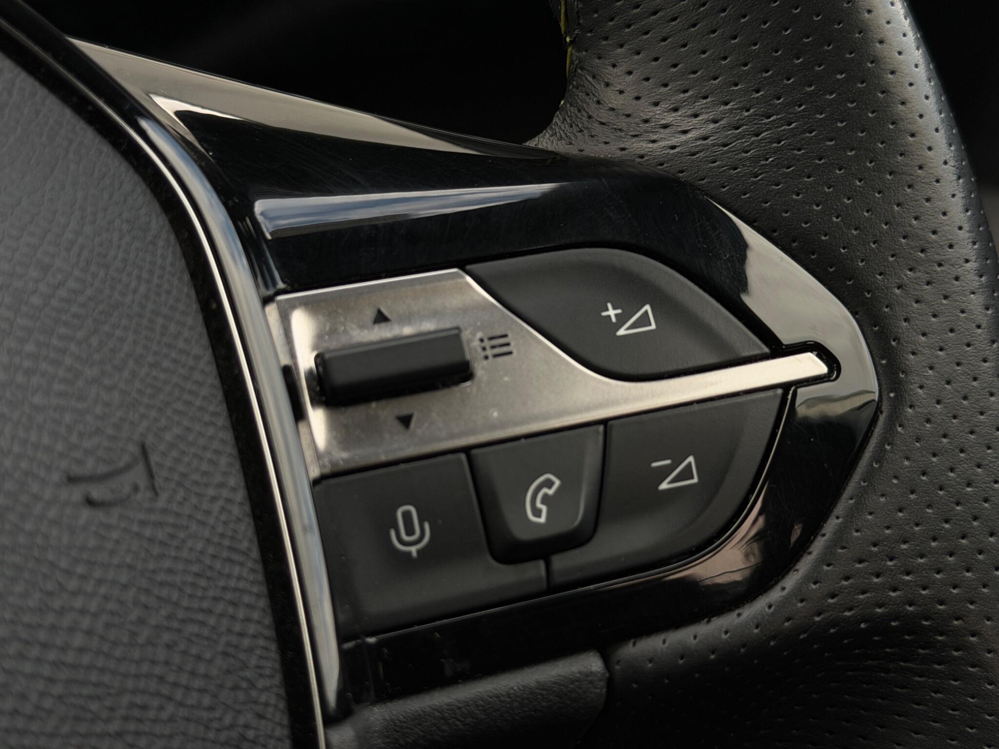Peugeot 308 view 38