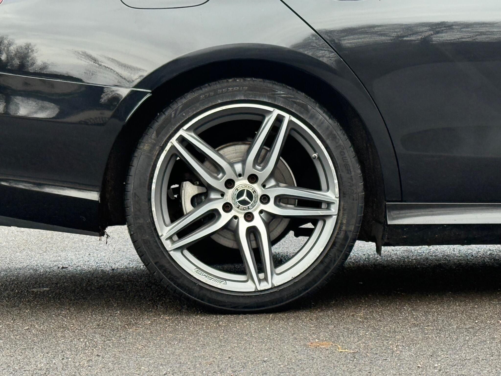 Mercedes-Benz E-Class view 39