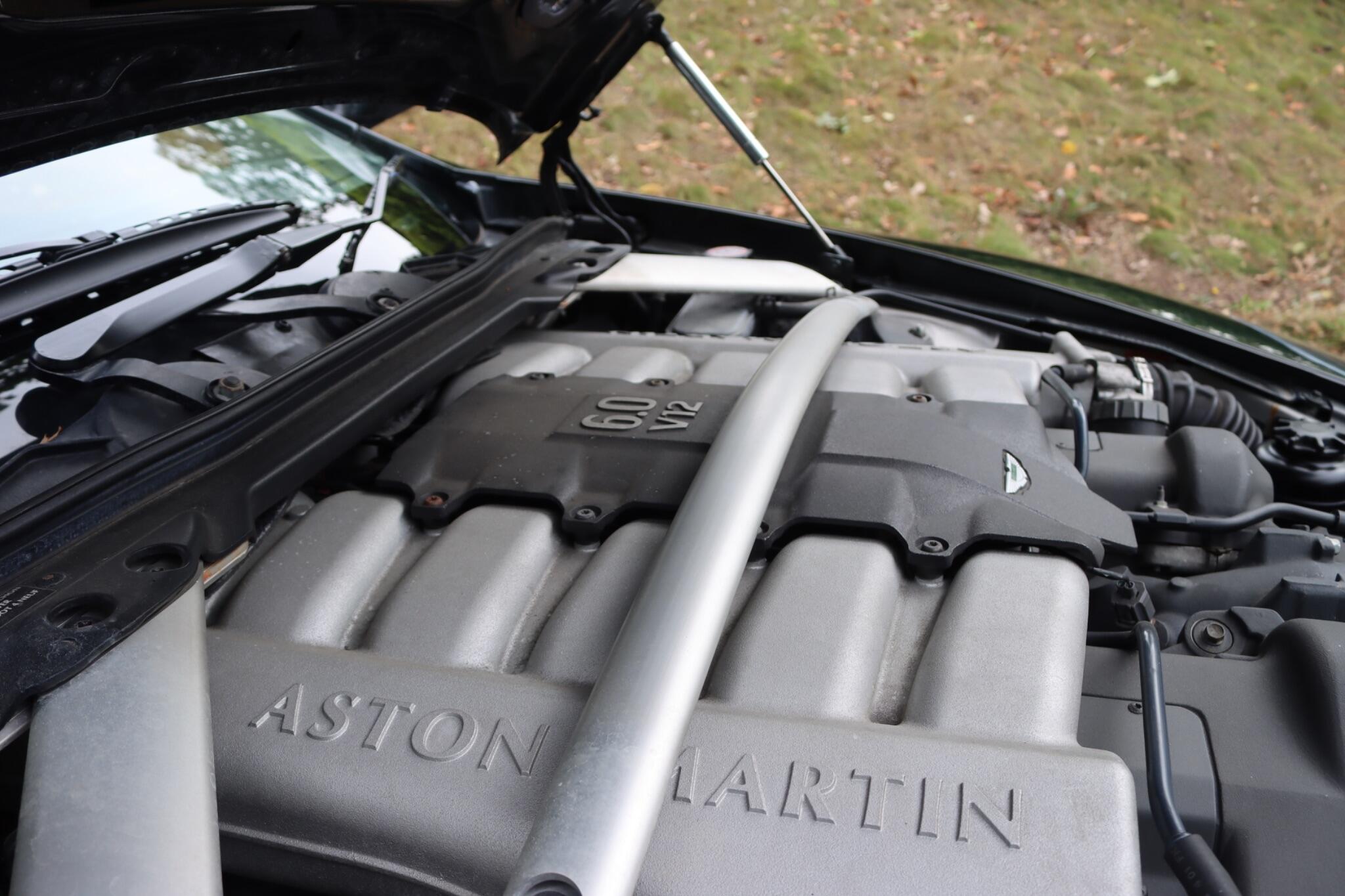 Aston Martin DB9 view 80