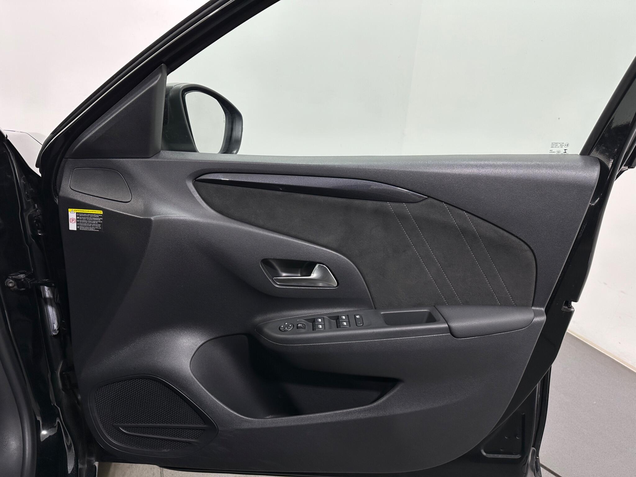 Vauxhall Corsa view 34