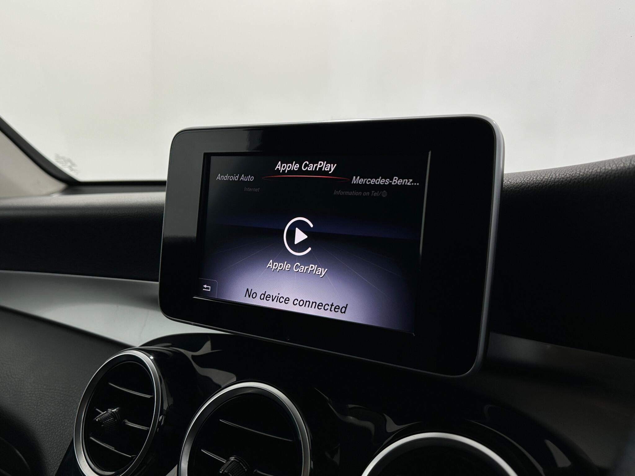 Mercedes-Benz GLC view 25