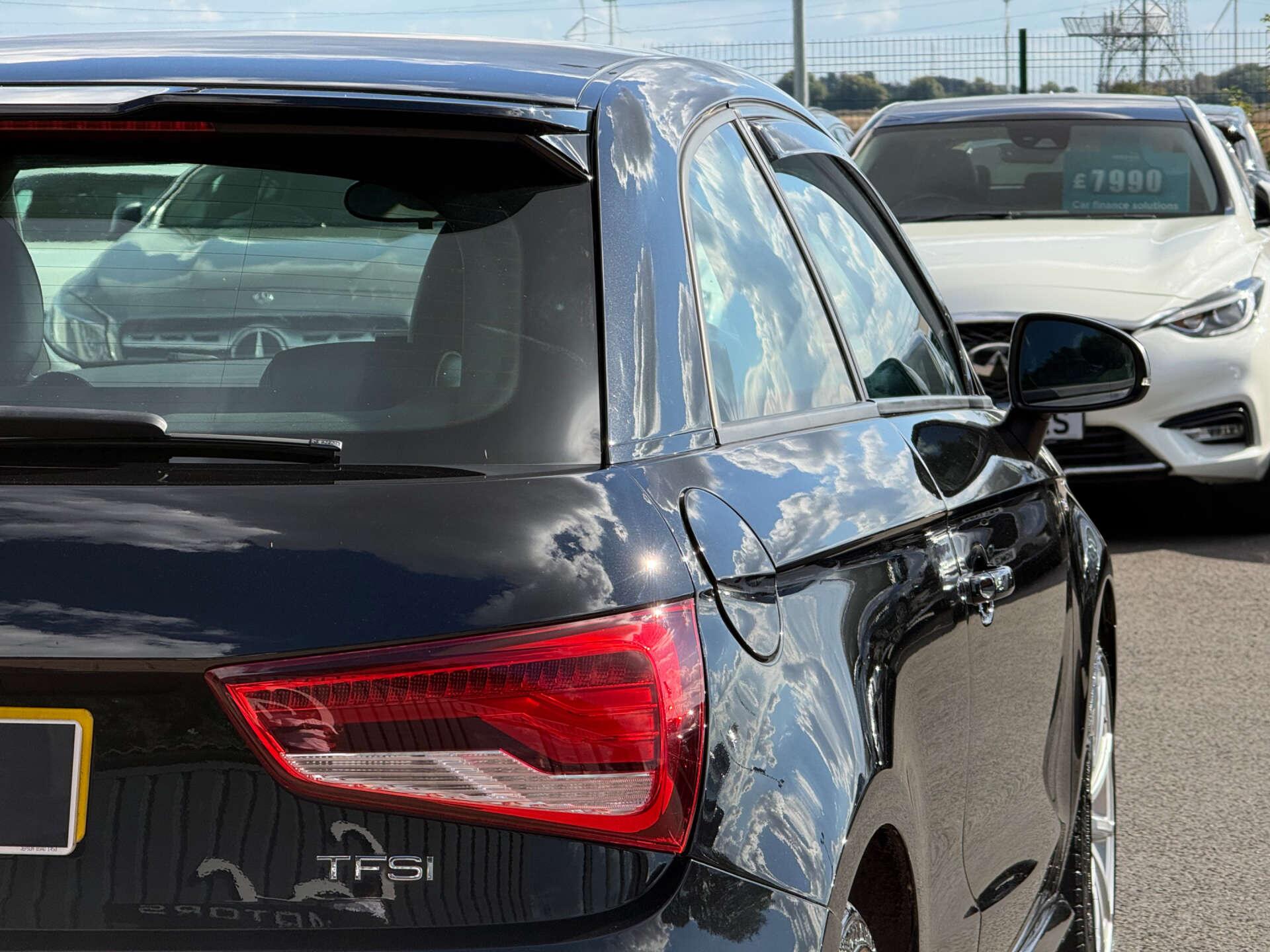 Audi A1 view 24