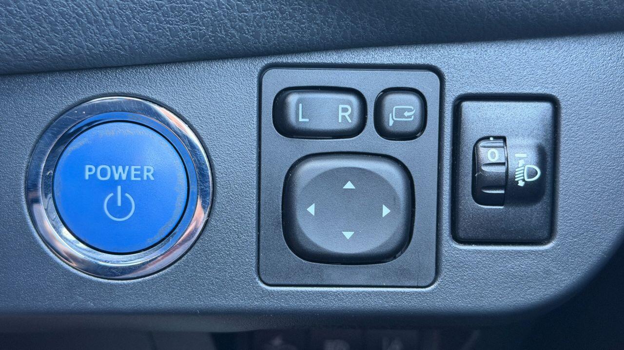 Toyota Yaris view 32