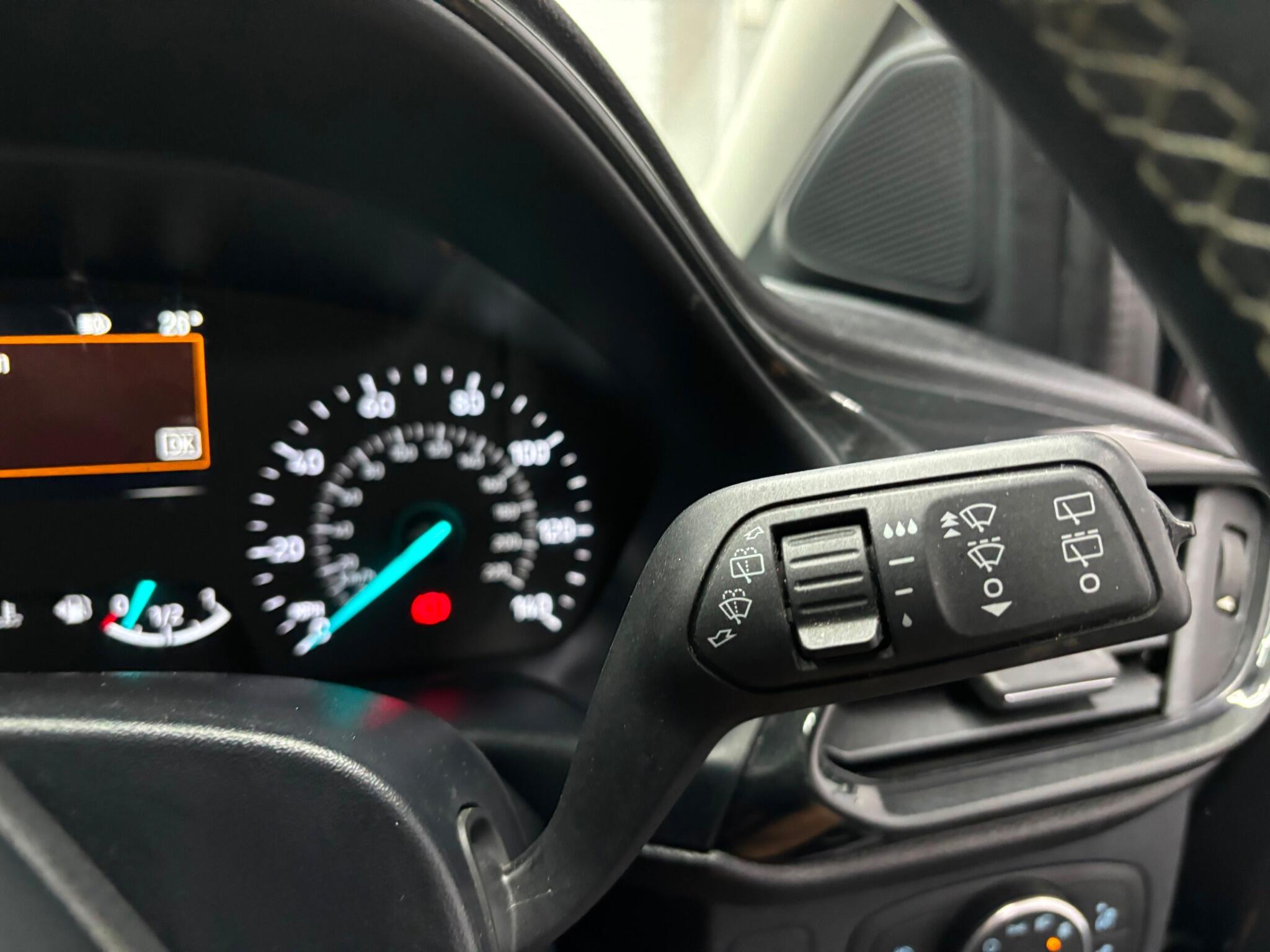 Ford Puma view 26