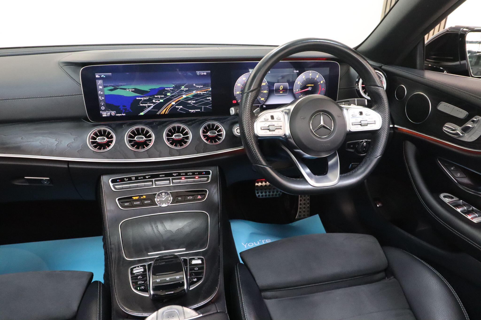 Mercedes-Benz E Class view 54