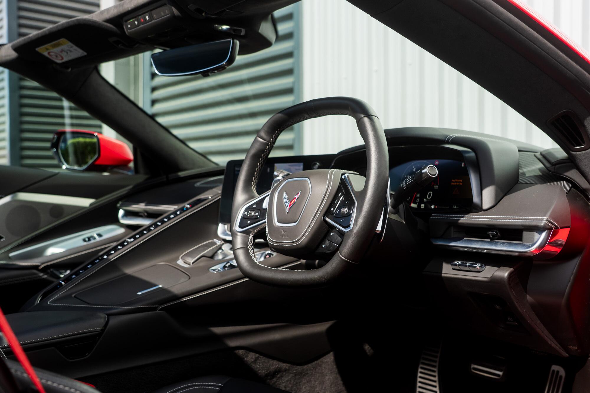 Chevrolet Corvette Stingray view 3