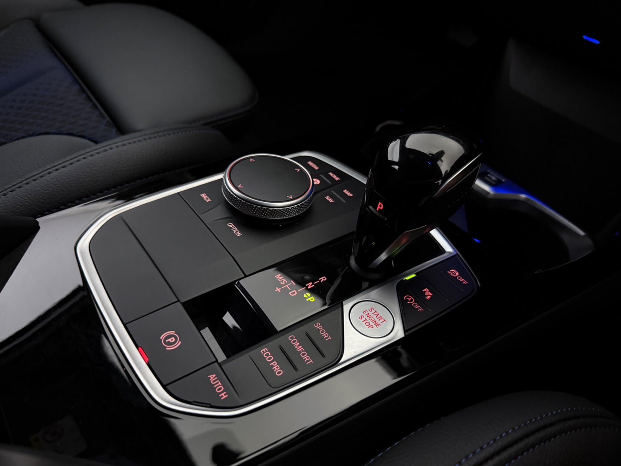 BMW 1 Series view 28