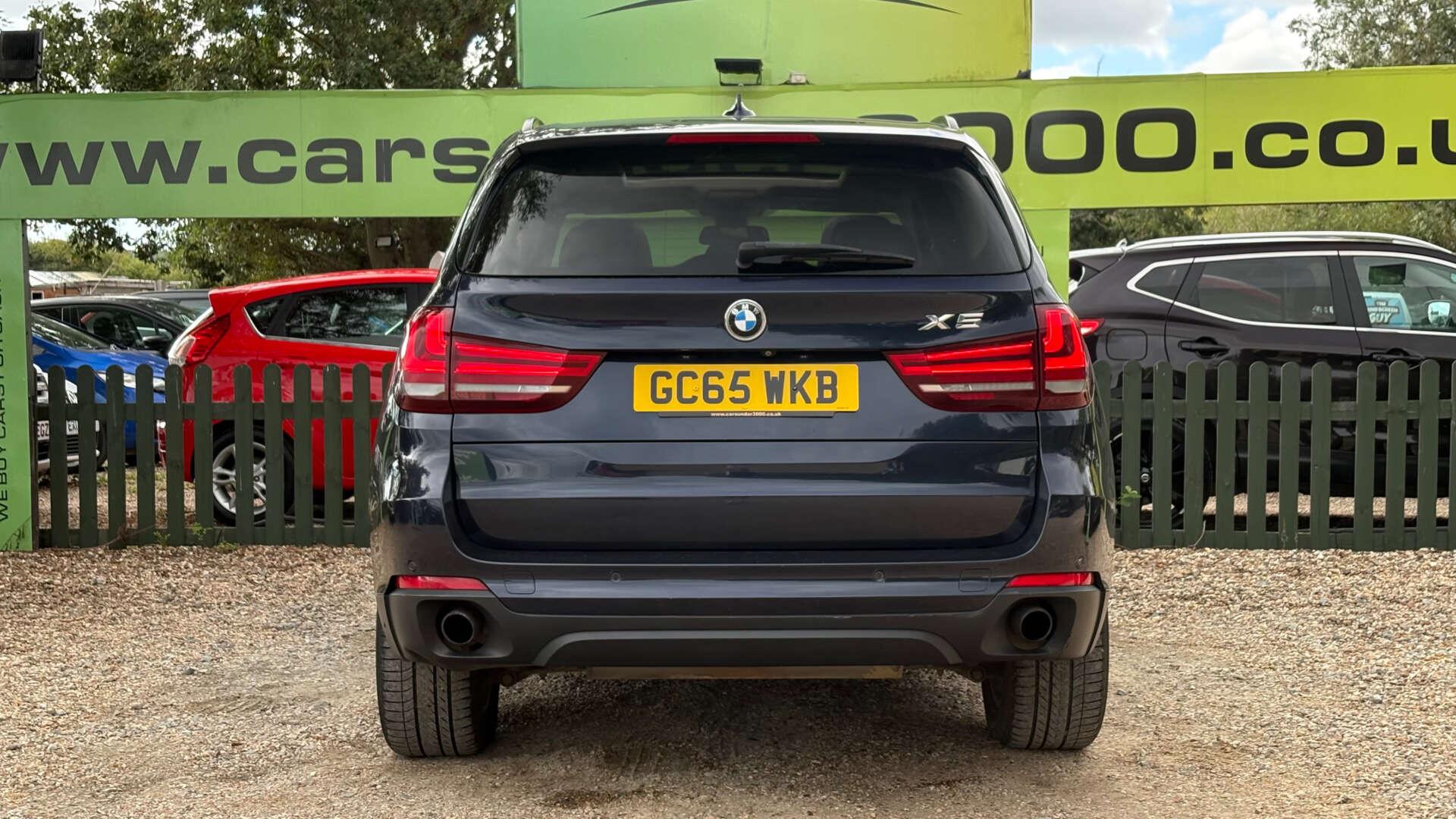 BMW X5 view 9