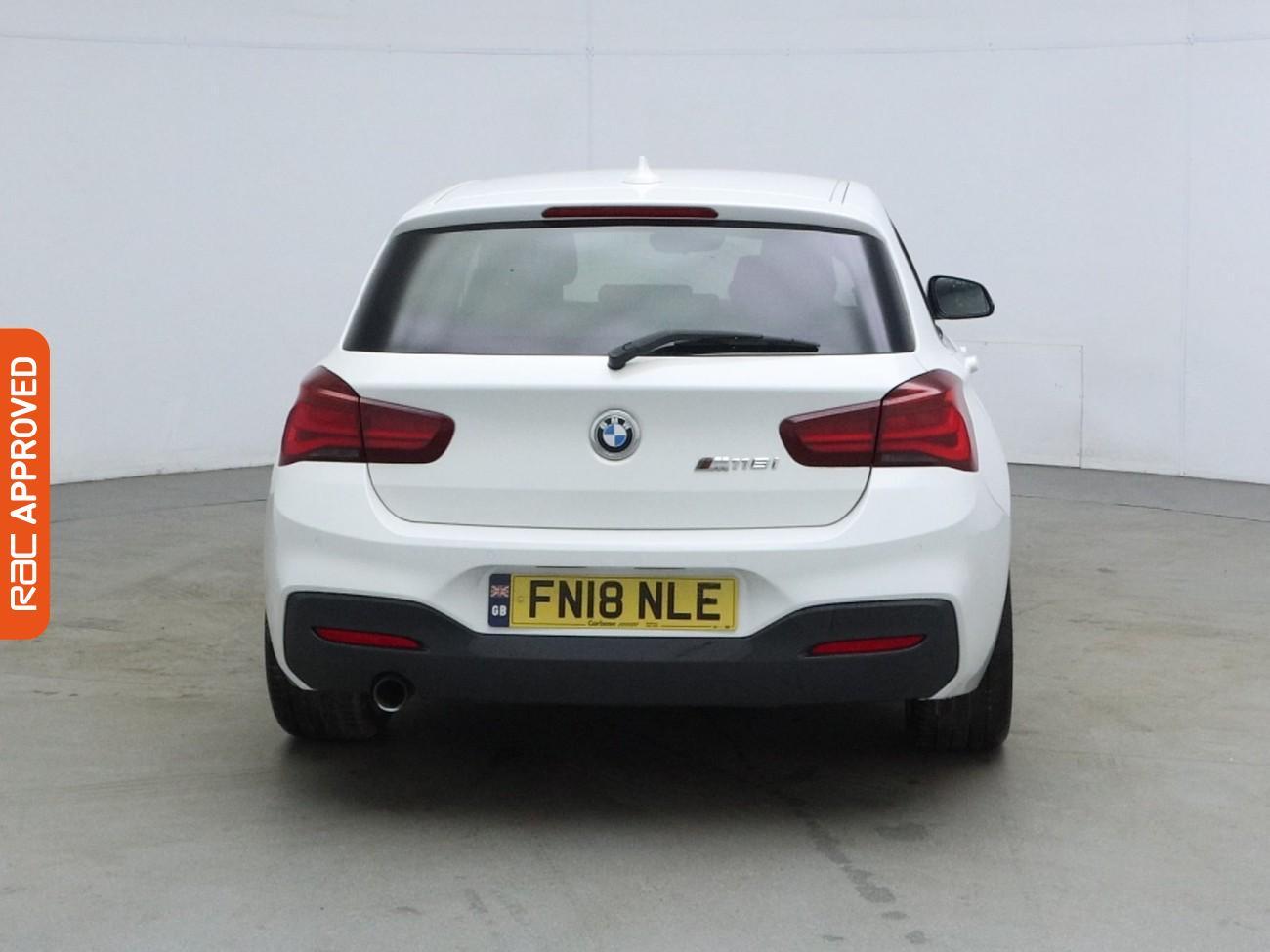 BMW 1 Series view 8