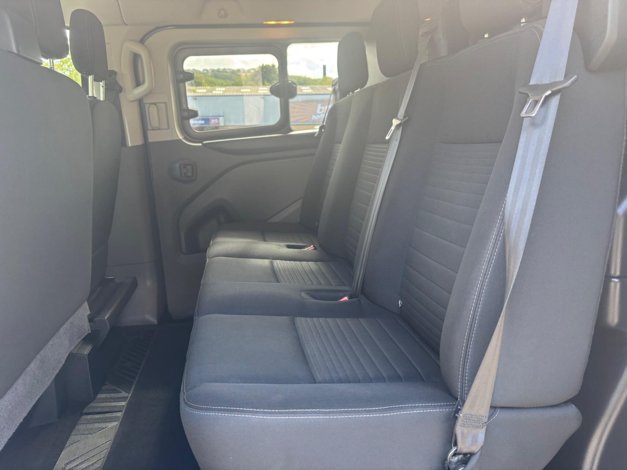 Ford Transit Custom view 48