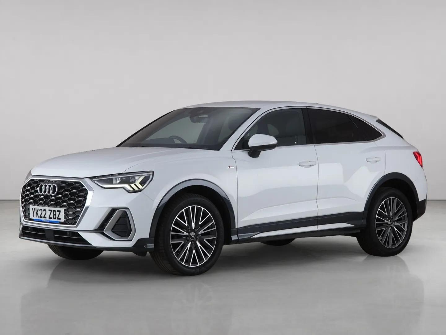 Audi Q3 view 2