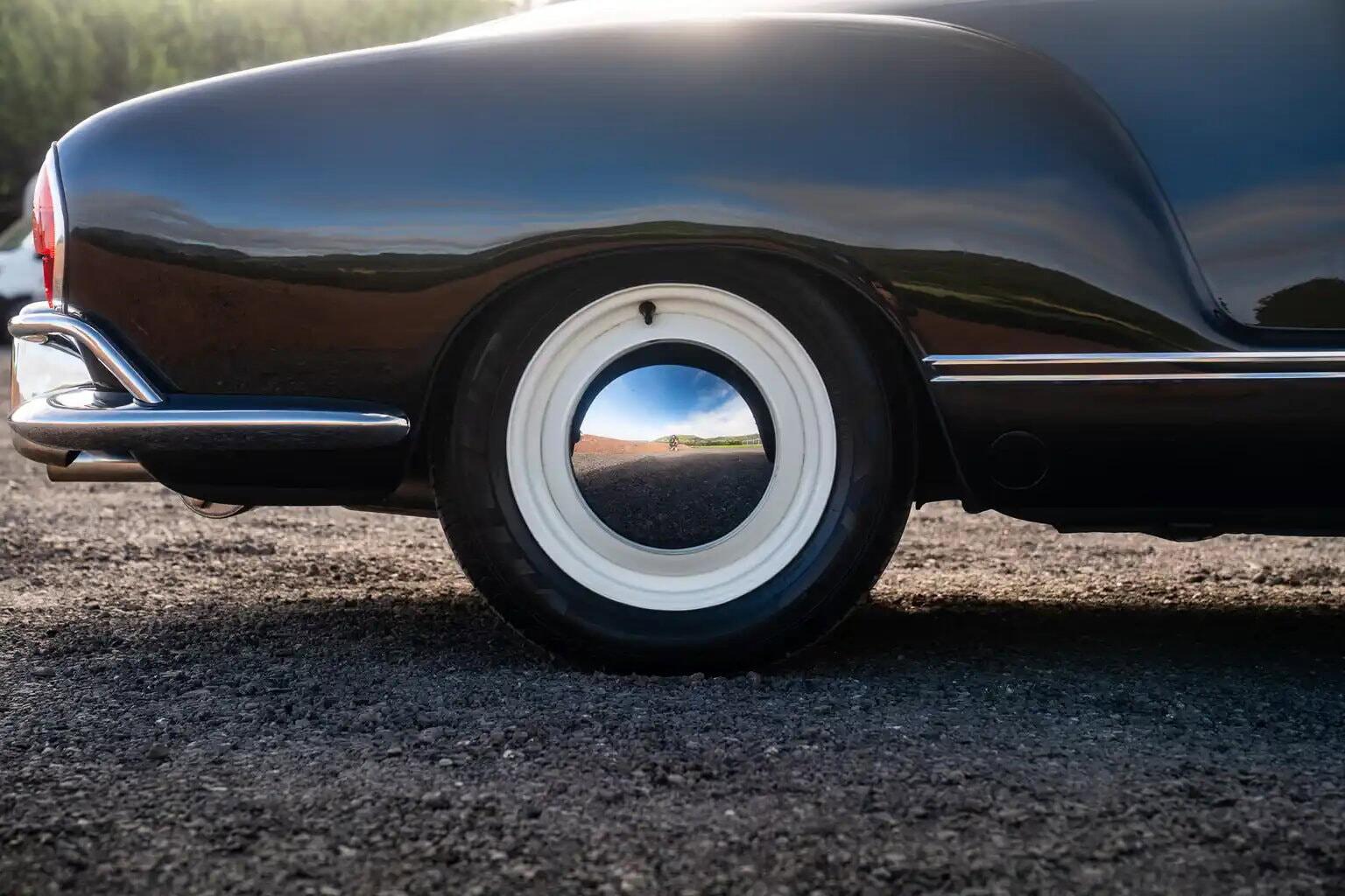 Volkswagen Volkswagen Karmann view 11