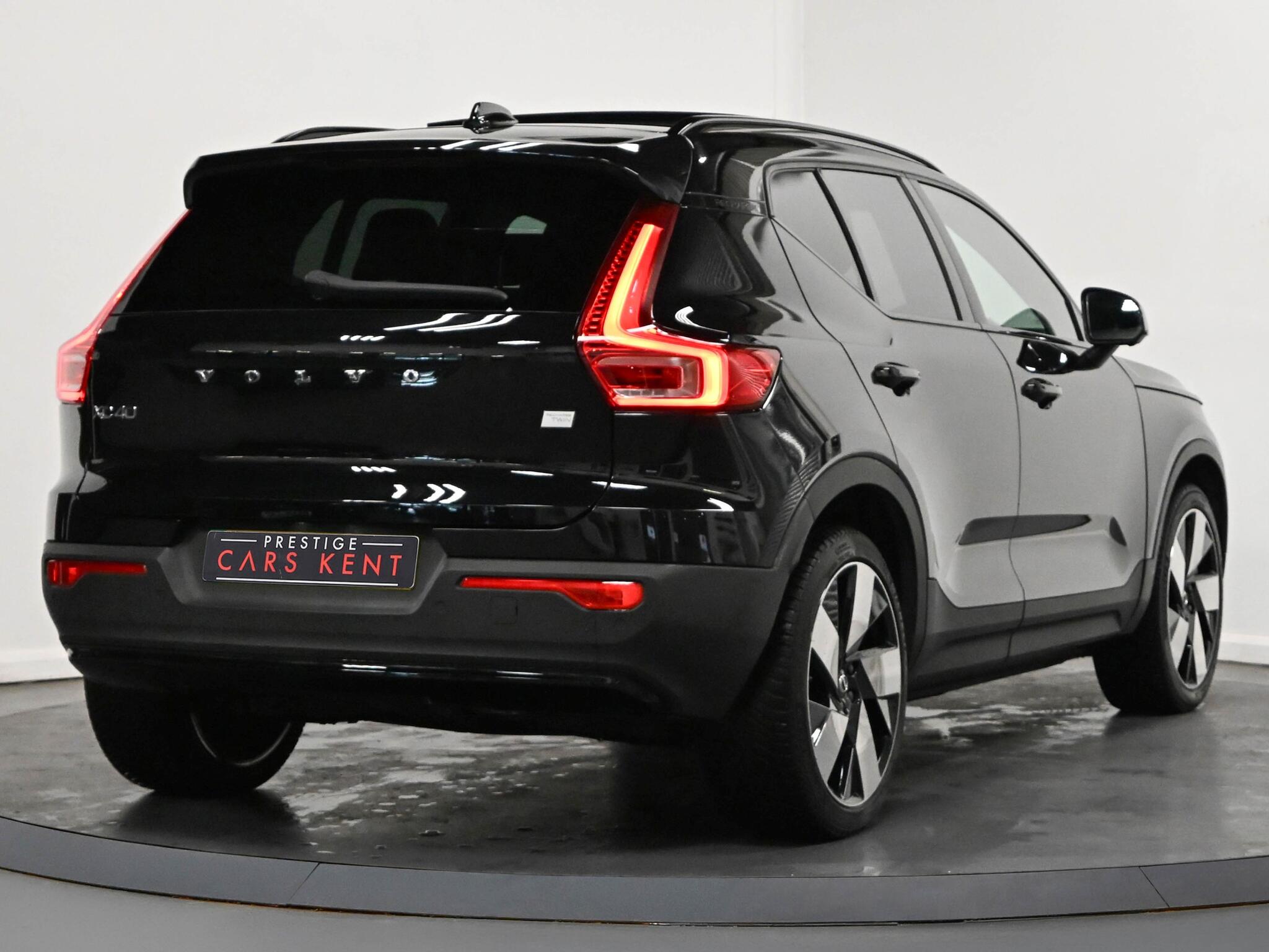 Volvo XC40 view 26