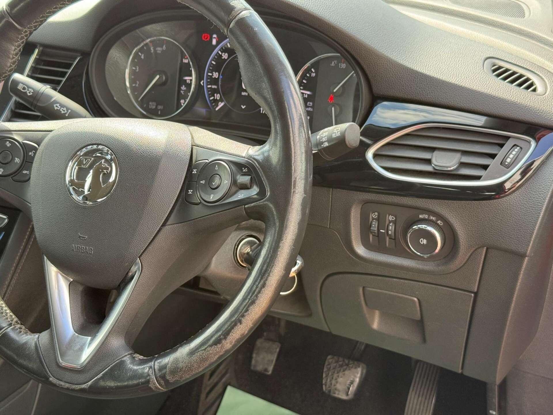 Vauxhall Astra view 60