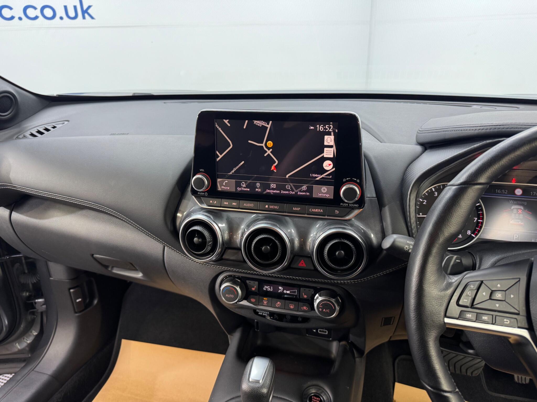 Nissan Juke view 30