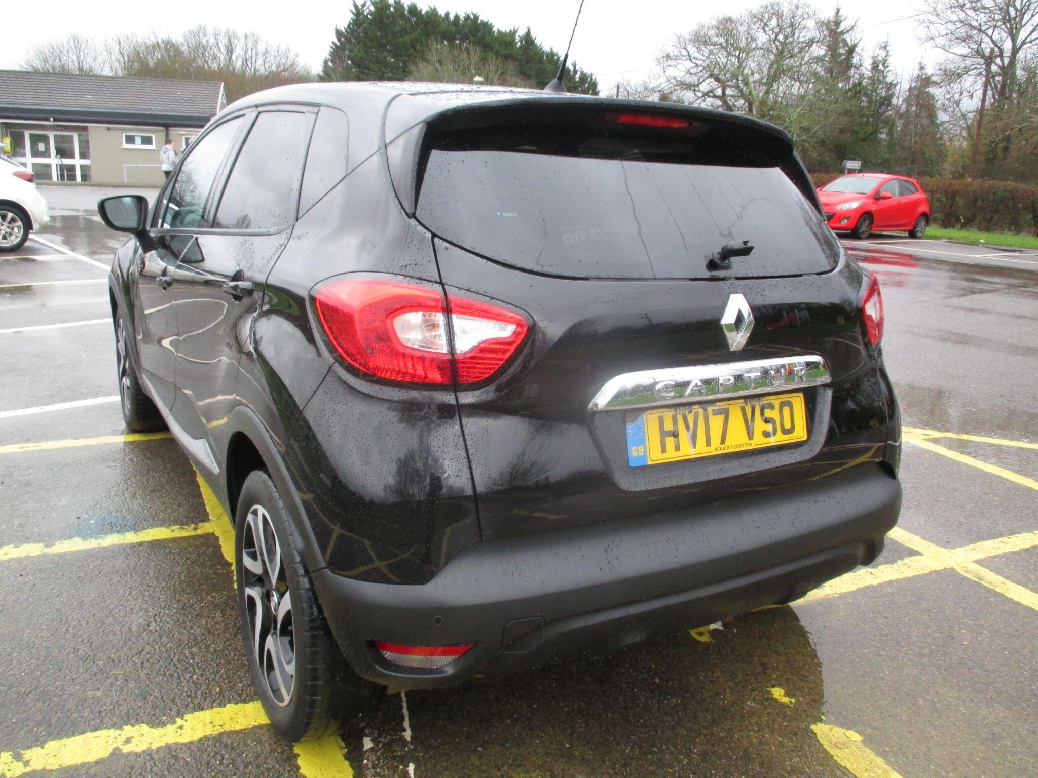 2017 Renault Captur 1.2 TCe ENERGY Dynamique S Nav Euro 6 (s/s) 5dr • 67,252 miles image 12