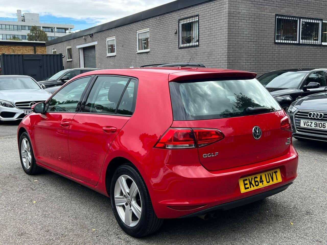 Volkswagen Golf view 11