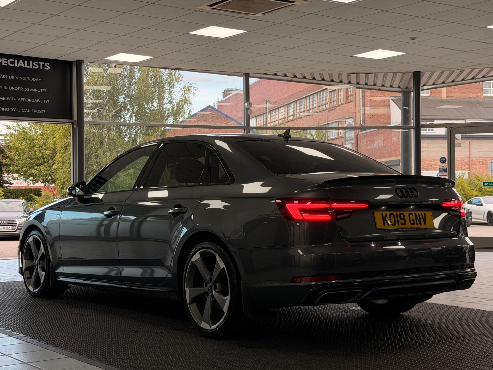 Audi A4 view 6