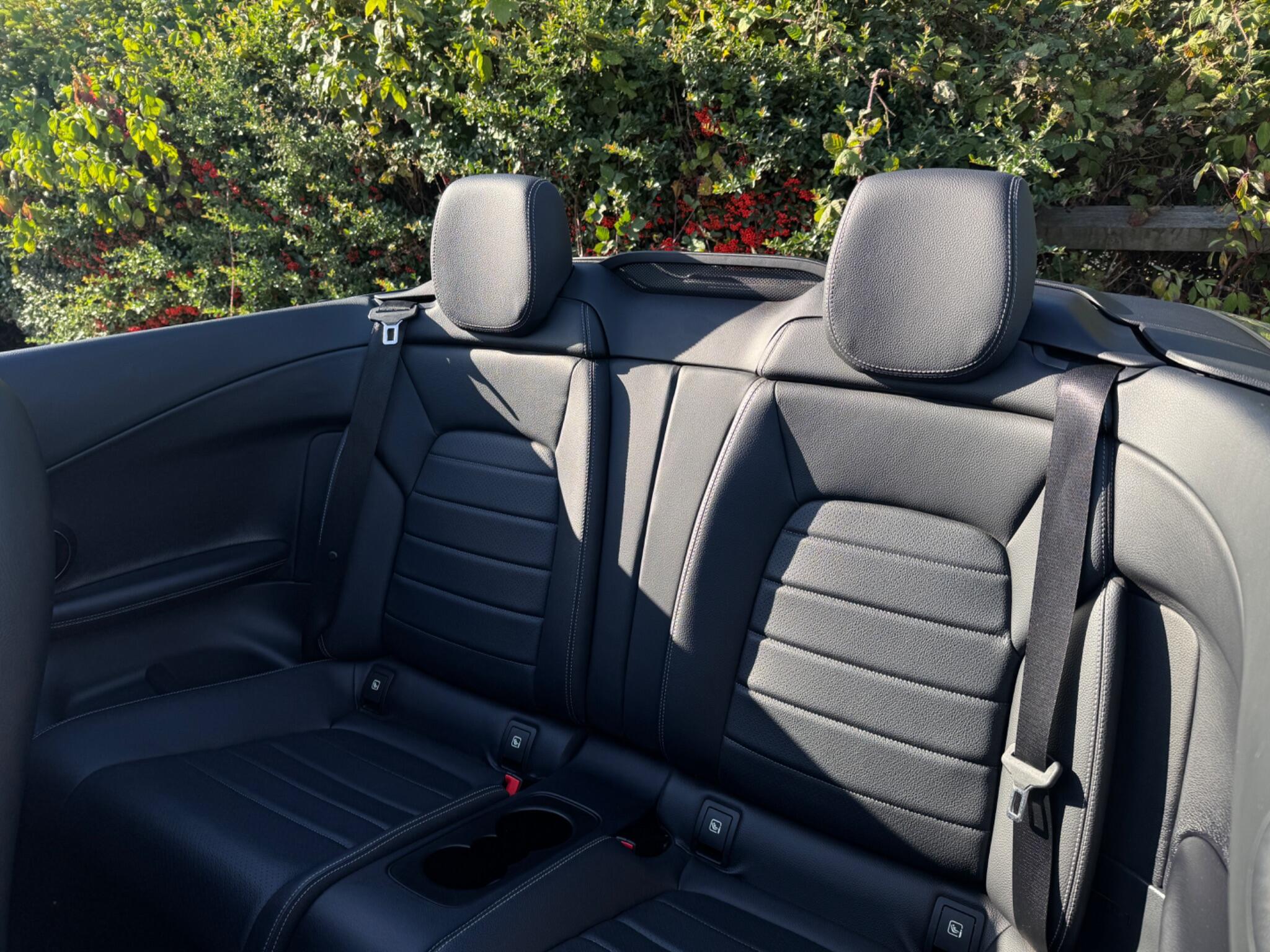 Mercedes-Benz C-Class view 28