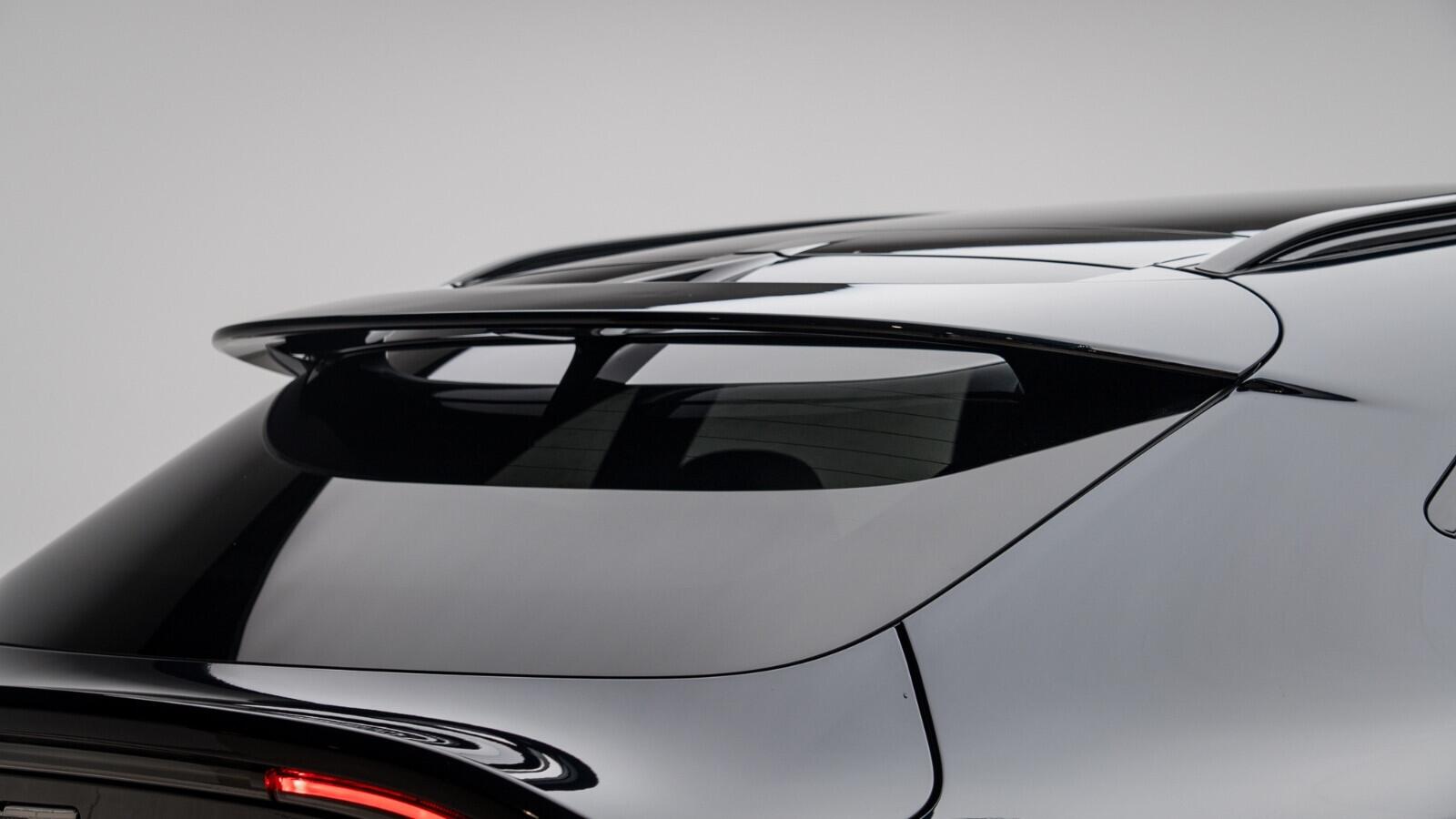 Aston Martin DBX view 49