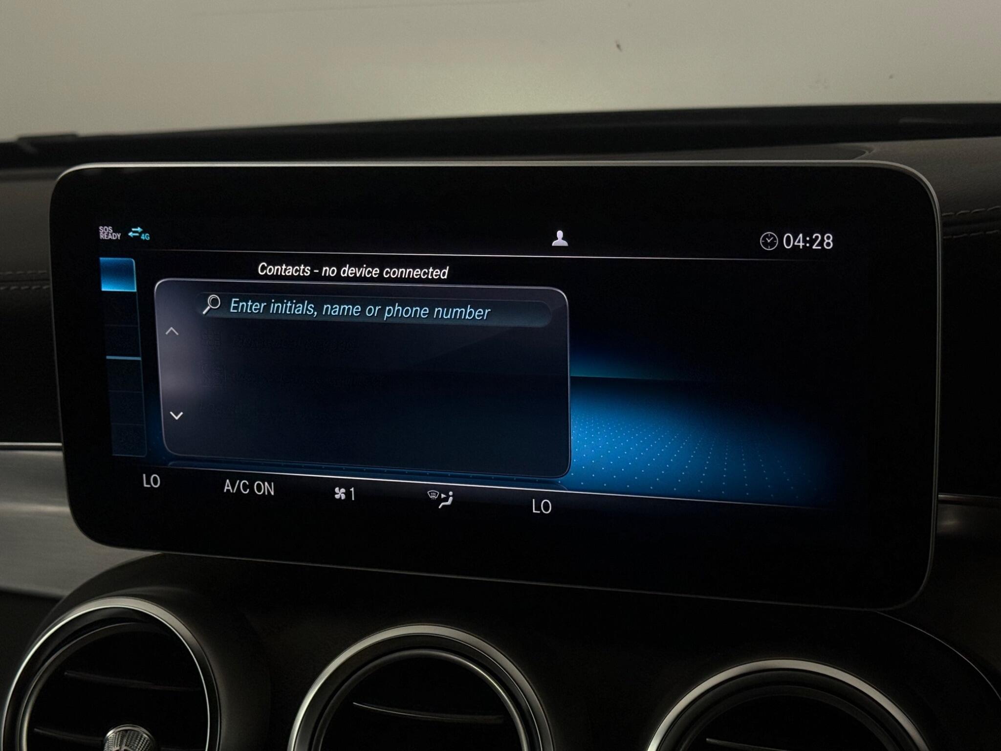 Mercedes-Benz C-Class view 28