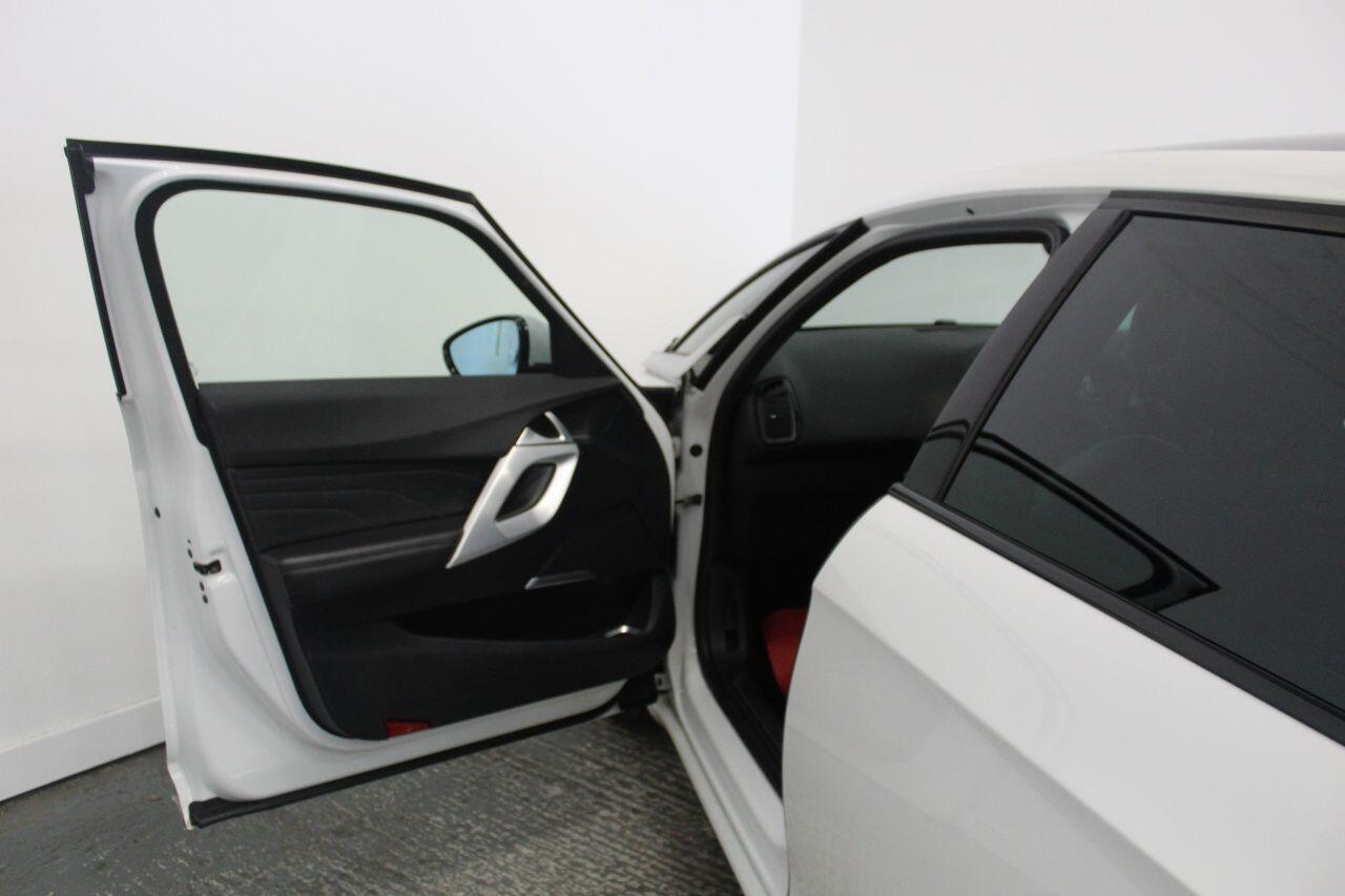 Citroen DS5 view 28