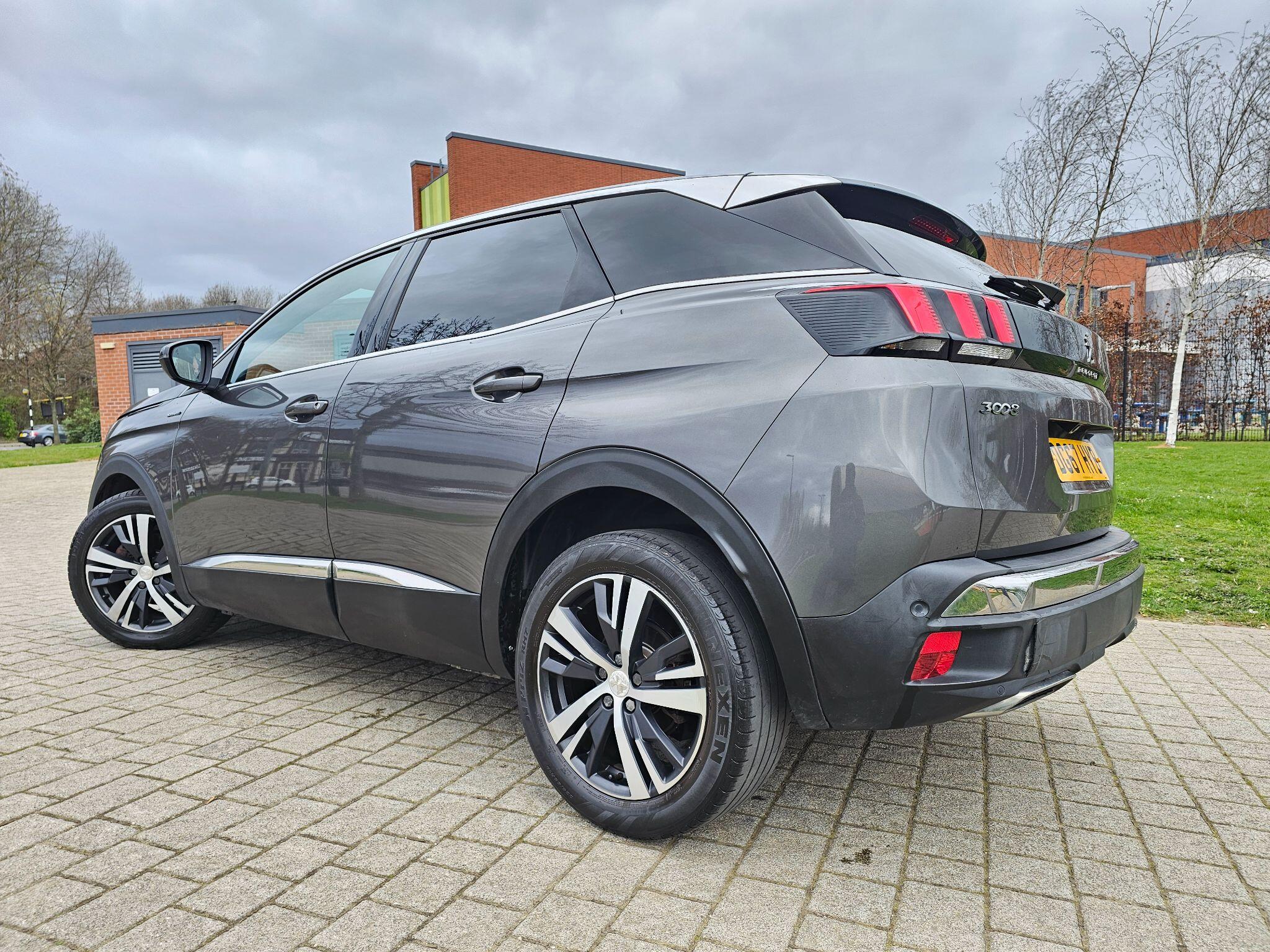 Peugeot 3008 view 15